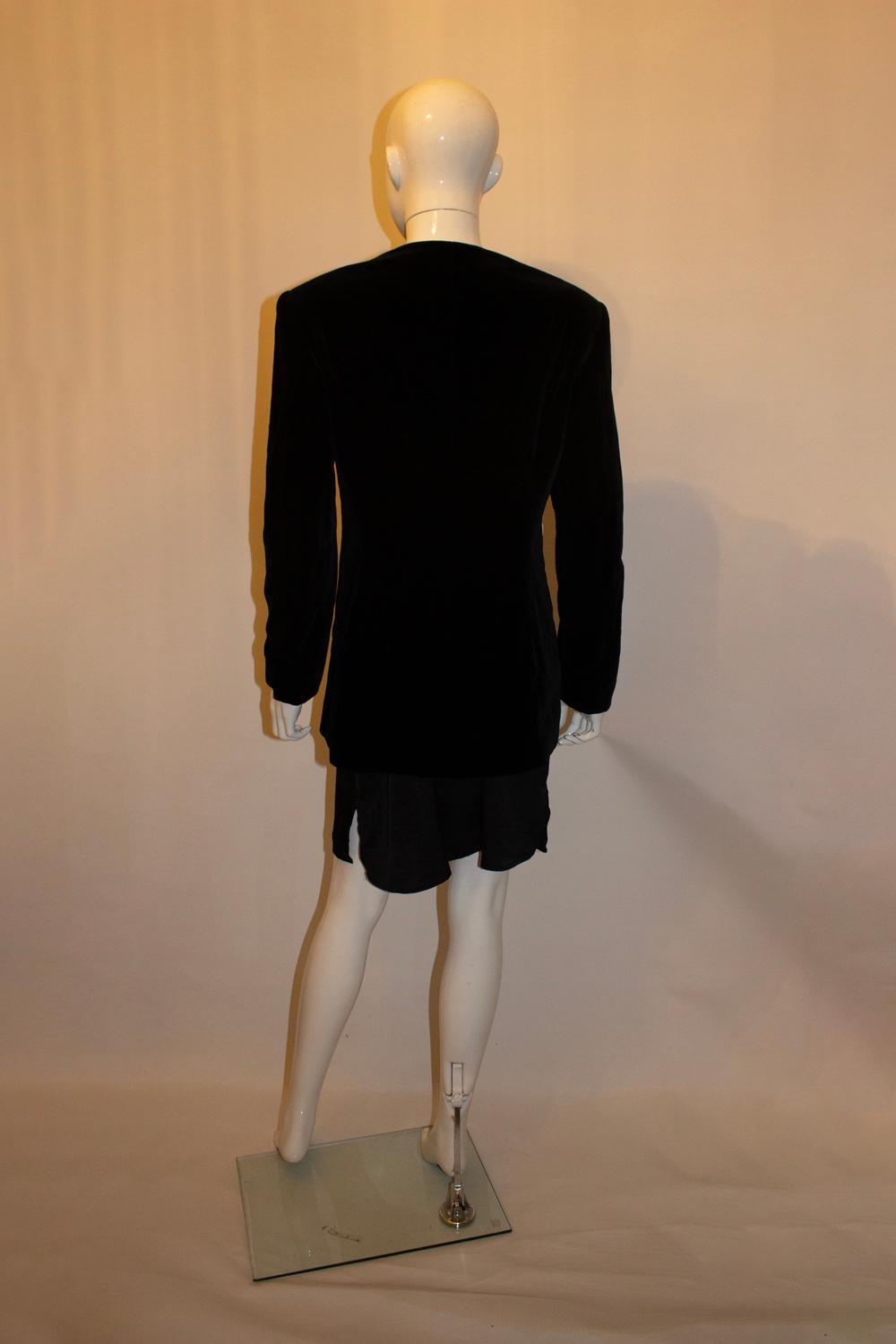Giacca vintage in velluto nero di Bruce Oldfield In condizioni buone in vendita a London, GB