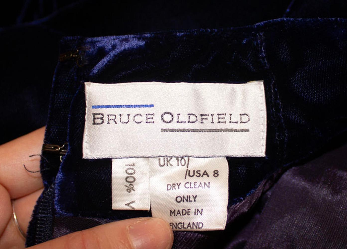 Vintage Bruce Oldfield Blauer Samt Partykleid im Angebot 1