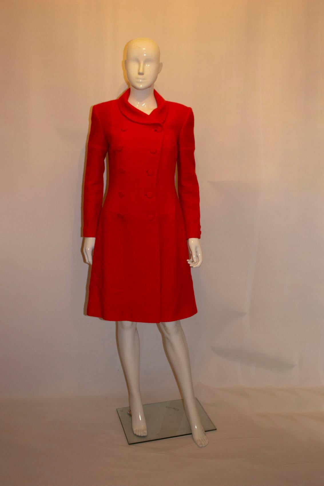Robe manteau bouclé rouge vintage Bruce Oldfield en vente 2