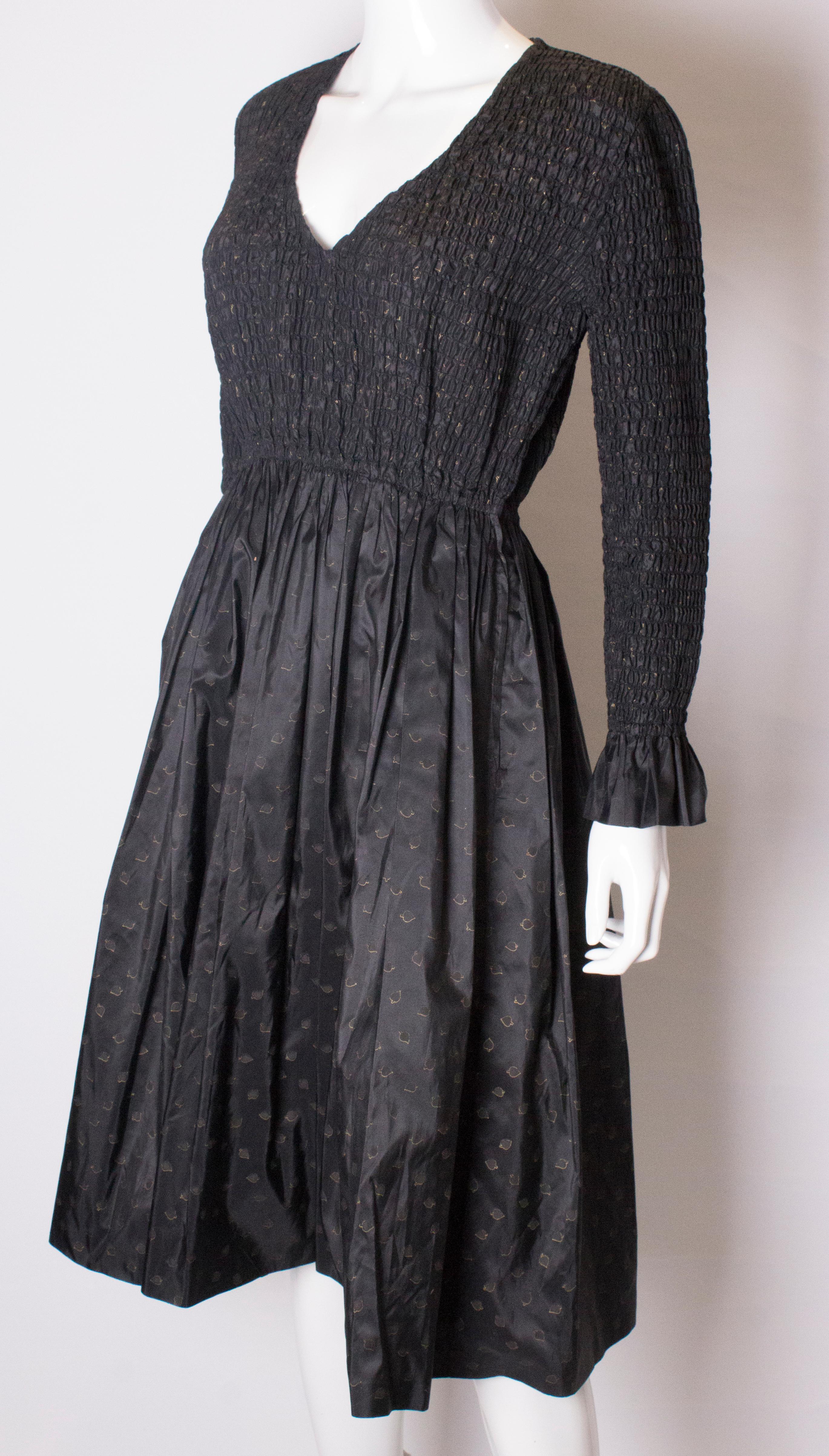 Bruce Oldfield Vintage Seidenkleid im Zustand „Gut“ im Angebot in London, GB