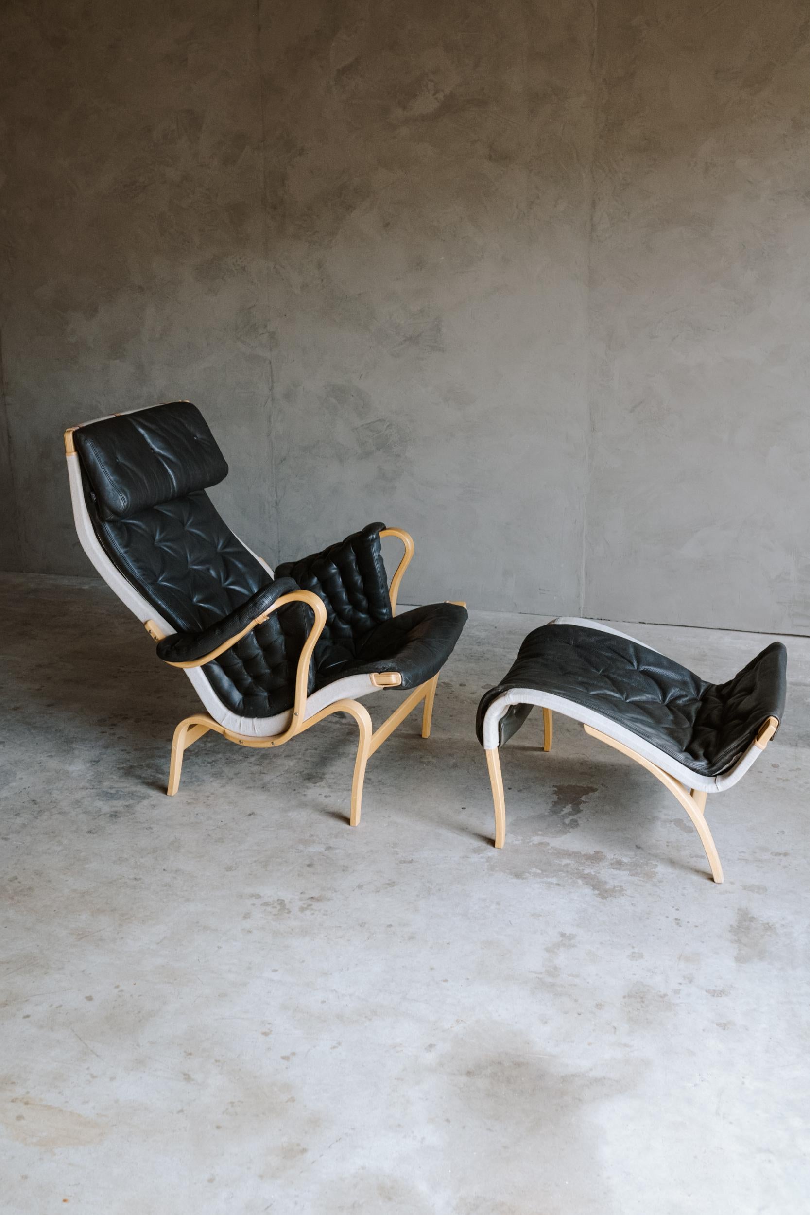 Late 20th Century Vintage Bruno Mathsson Lounge Chair and Ottoman, Model Pernilla, Circa 1970