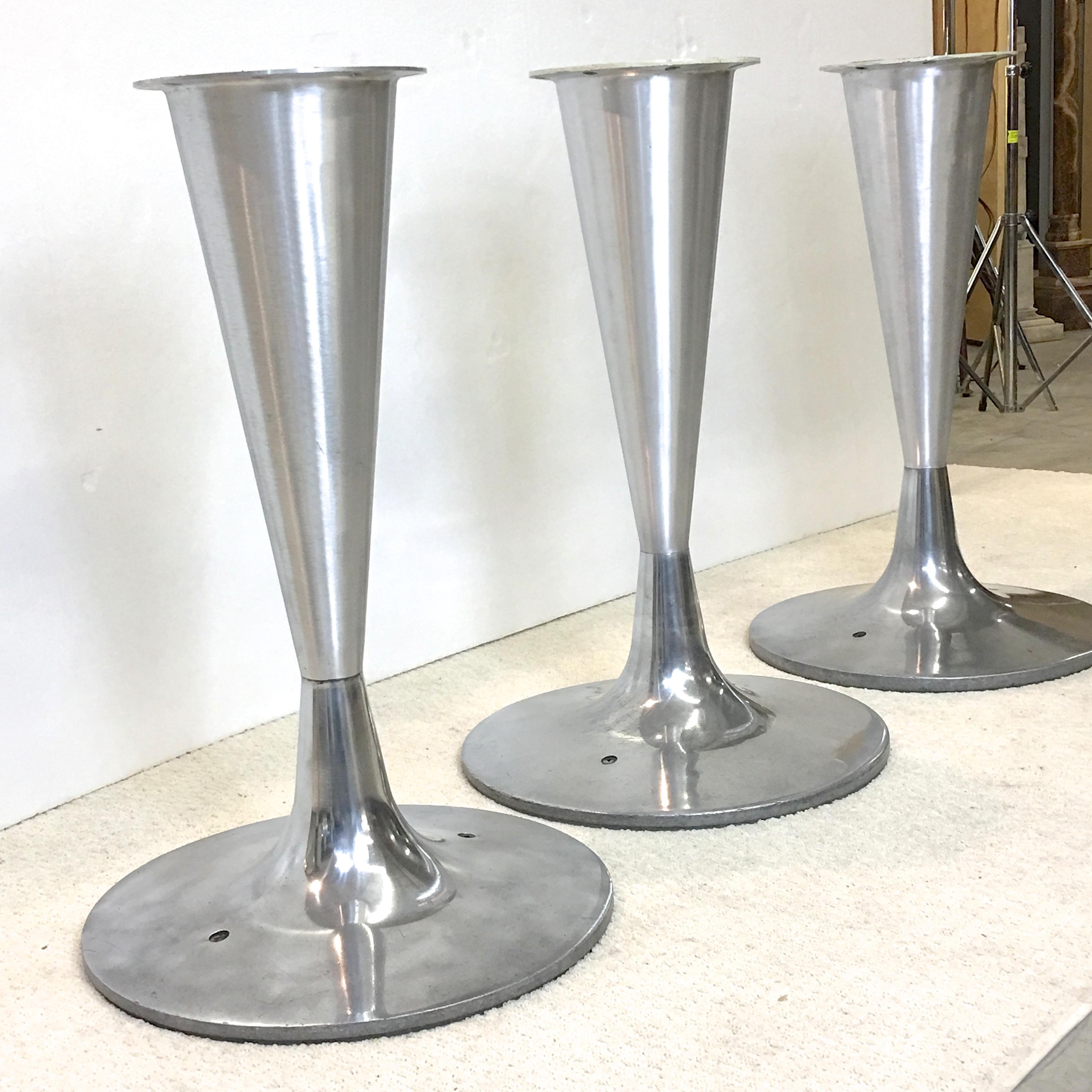 Vintage Brunswick Bowling Aluminum Bistro Tables In Good Condition For Sale In Hanover, MA