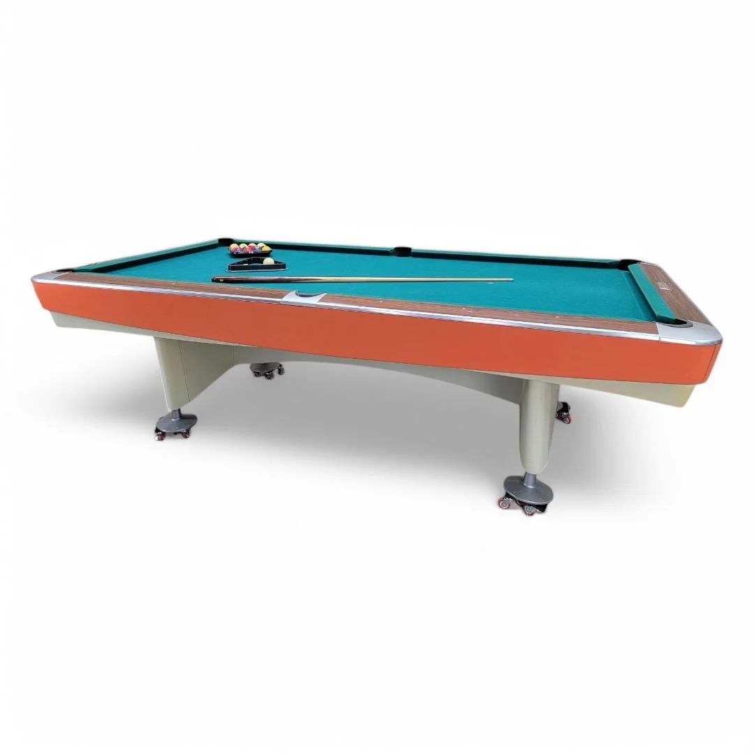 Mesa de billar Brunswick vintage con accesorios en venta 2