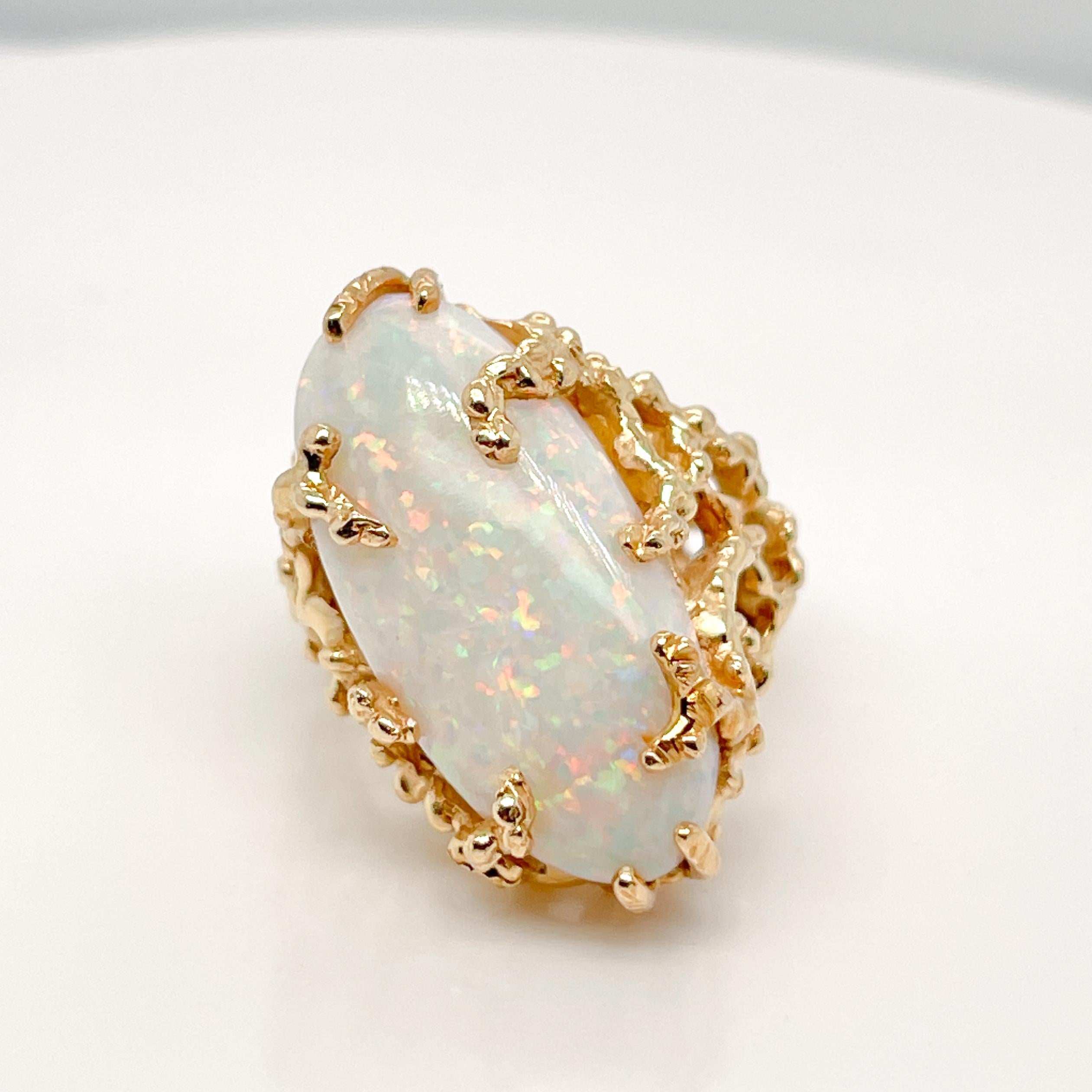 Brutalistischer Cocktail-Ring aus 18 Karat Gold & Opal-Cabochon 7