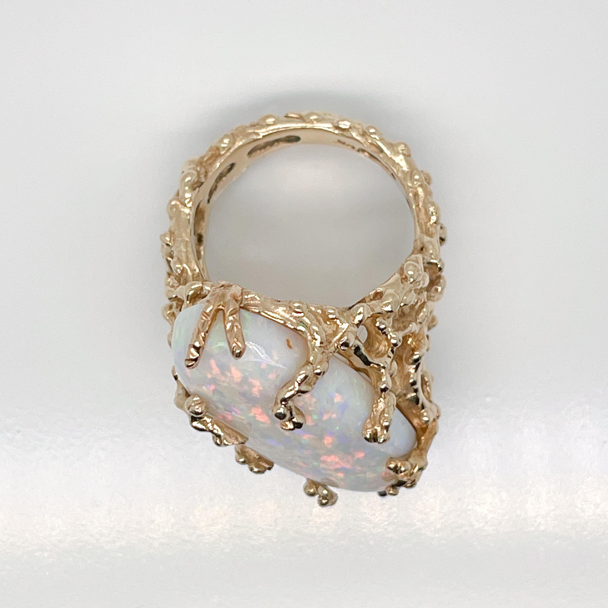 Brutalistischer Cocktail-Ring aus 18 Karat Gold & Opal-Cabochon 8