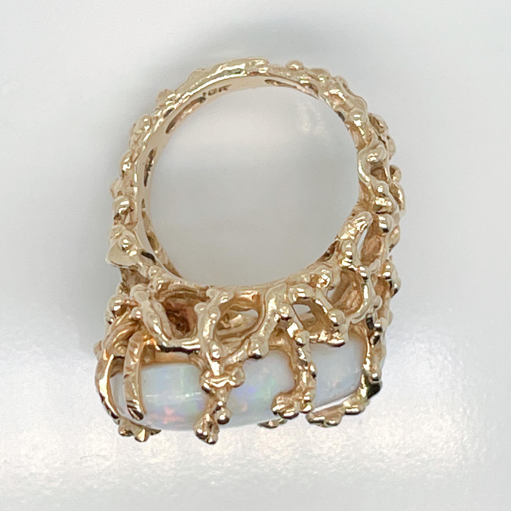 Brutalistischer Cocktail-Ring aus 18 Karat Gold & Opal-Cabochon 10