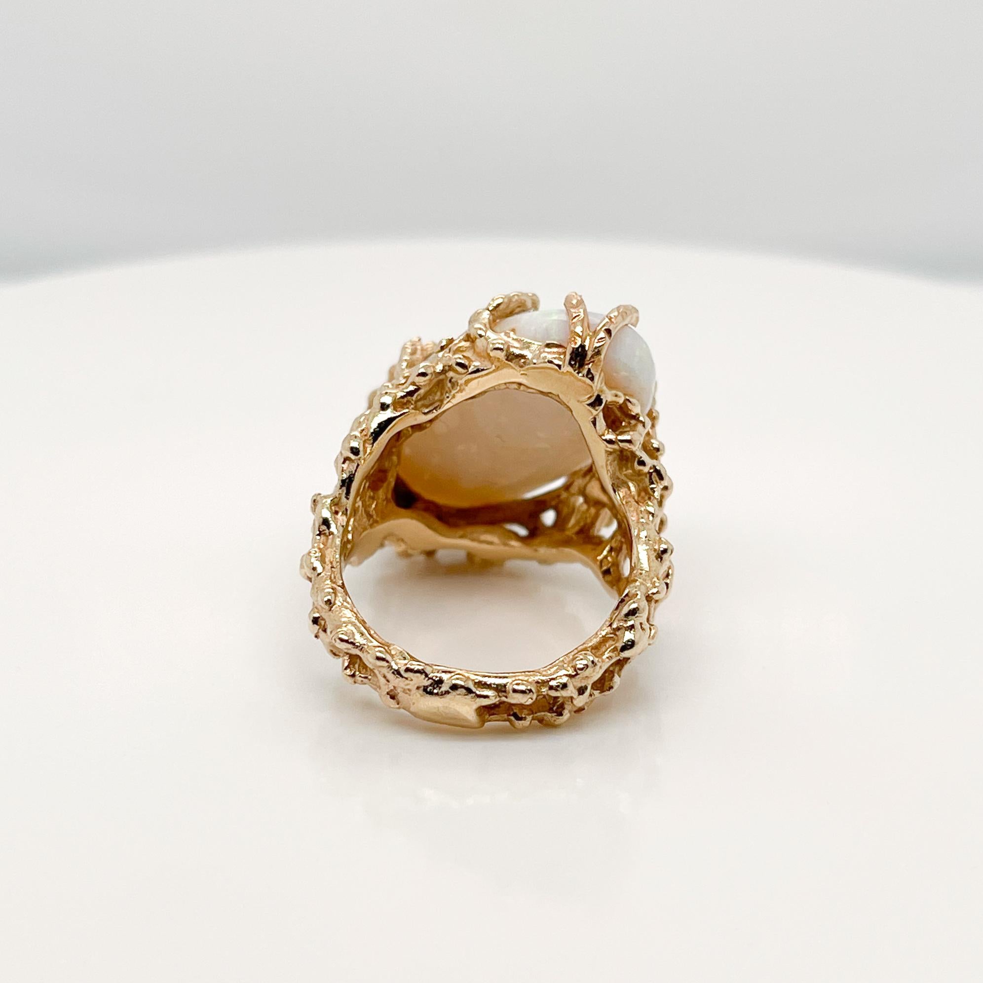 Brutalistischer Cocktail-Ring aus 18 Karat Gold & Opal-Cabochon 3