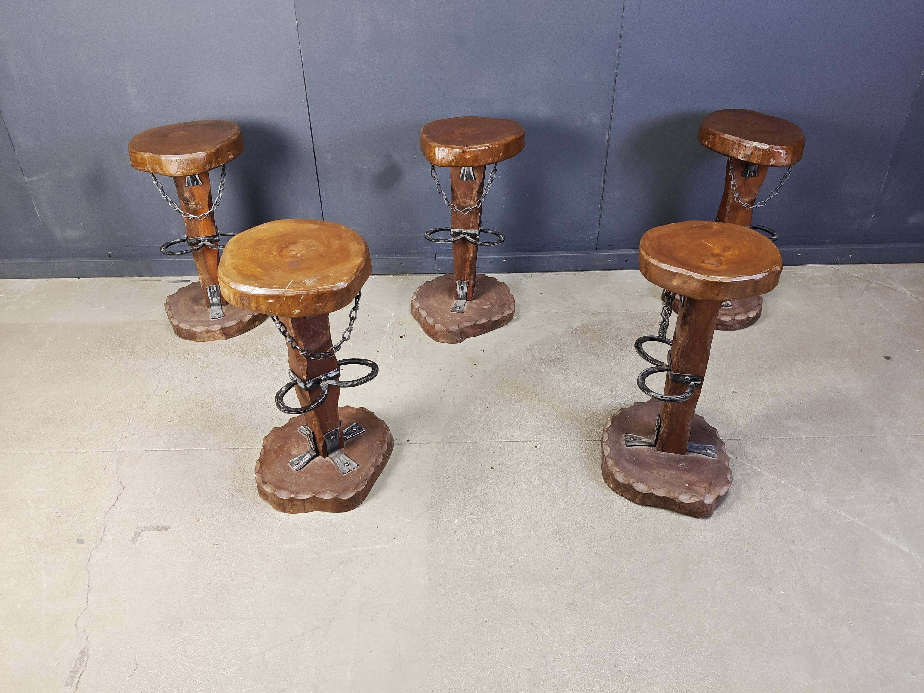 Vintage brutalist bar stools, set of 5 - 1960s In Good Condition For Sale In Leuven, Vlaams Gewest