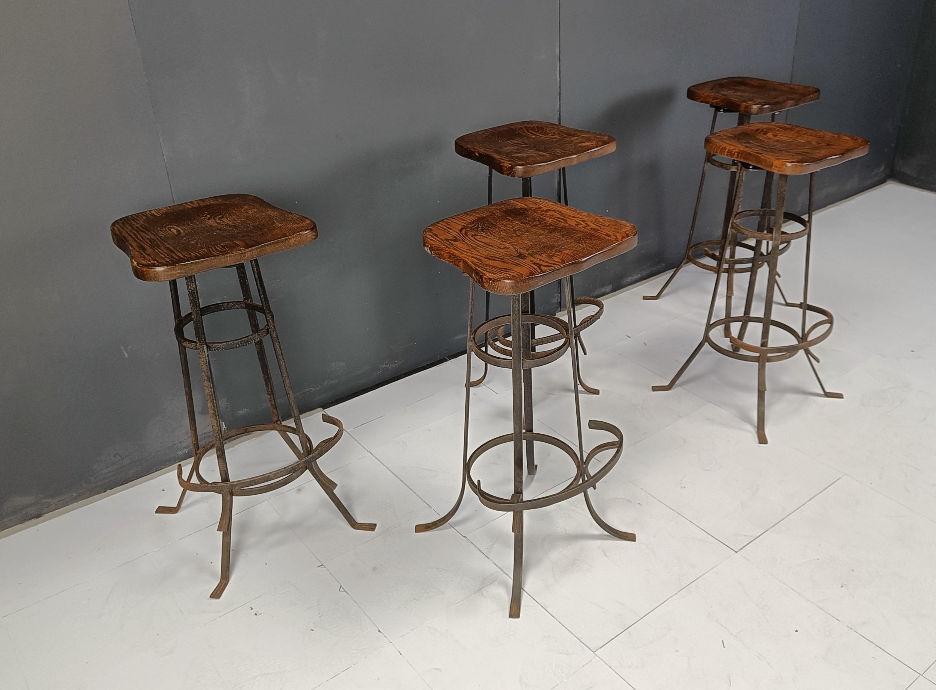 Wrought Iron Vintage brutalist bar stools, set of 5 - 1970s For Sale