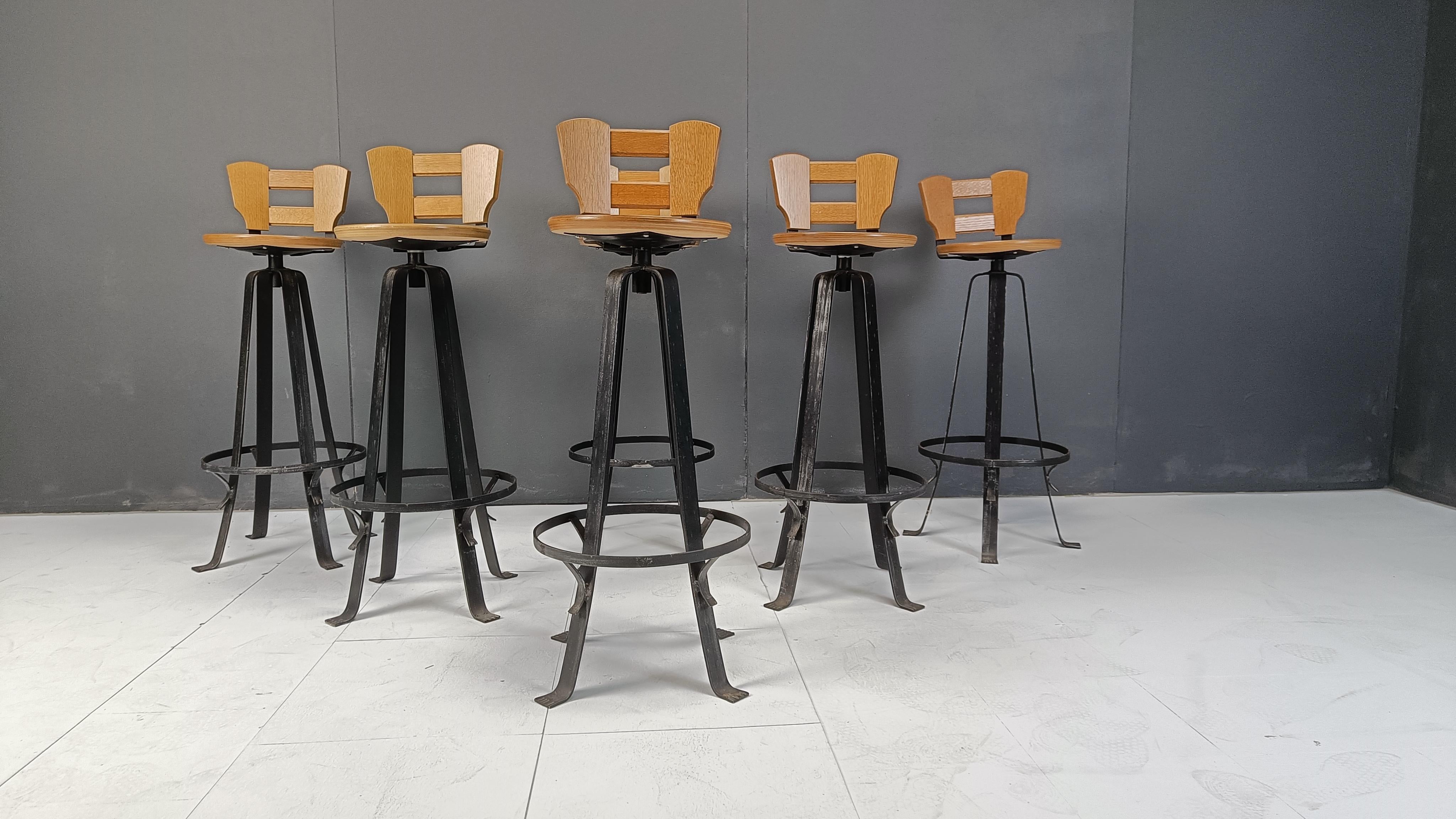 Vintage brutalist bar stools, set of 6 - 1970s In Good Condition For Sale In Leuven, Vlaams Gewest