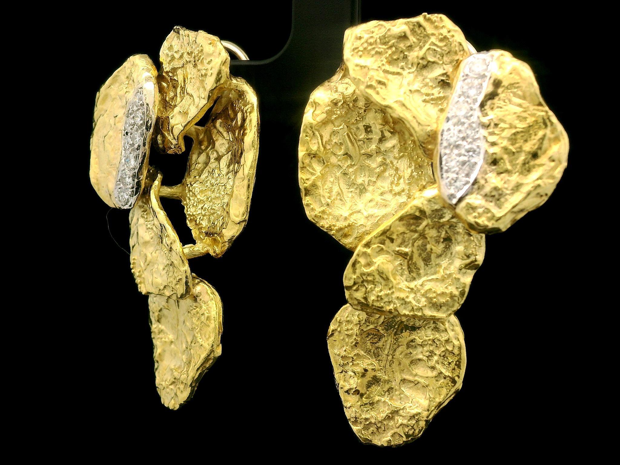 Orecchini a clip brutalisti d'epoca Boris LeBeau in oro 18k con diamanti strutturati in vendita 7
