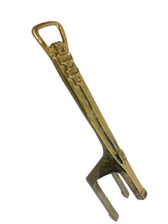 Apribottiglie brutalista d'epoca in metallo di metà secolo Breweriana Barware