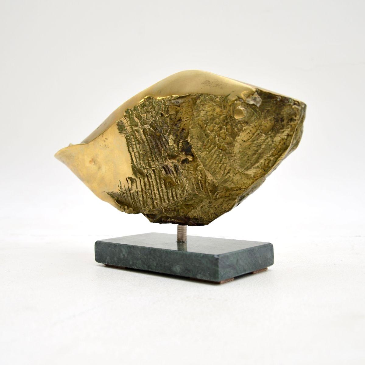 Peruviano Scultura di pesce brutalista d'epoca in bronzo di Mario Agostinelli in vendita