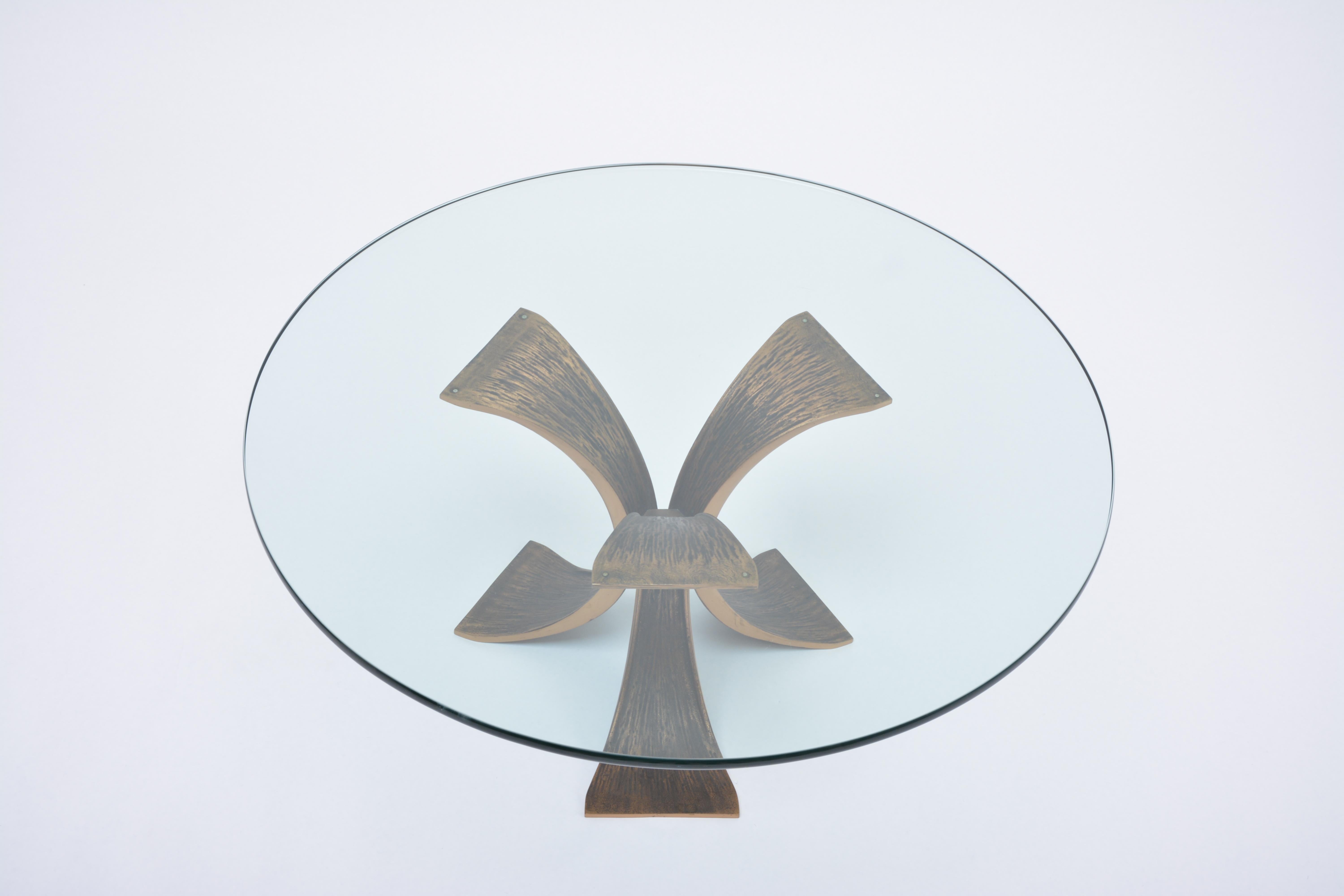 Belgian Vintage Brutalist Coffee Table Made of Bronze and Glass For Sale