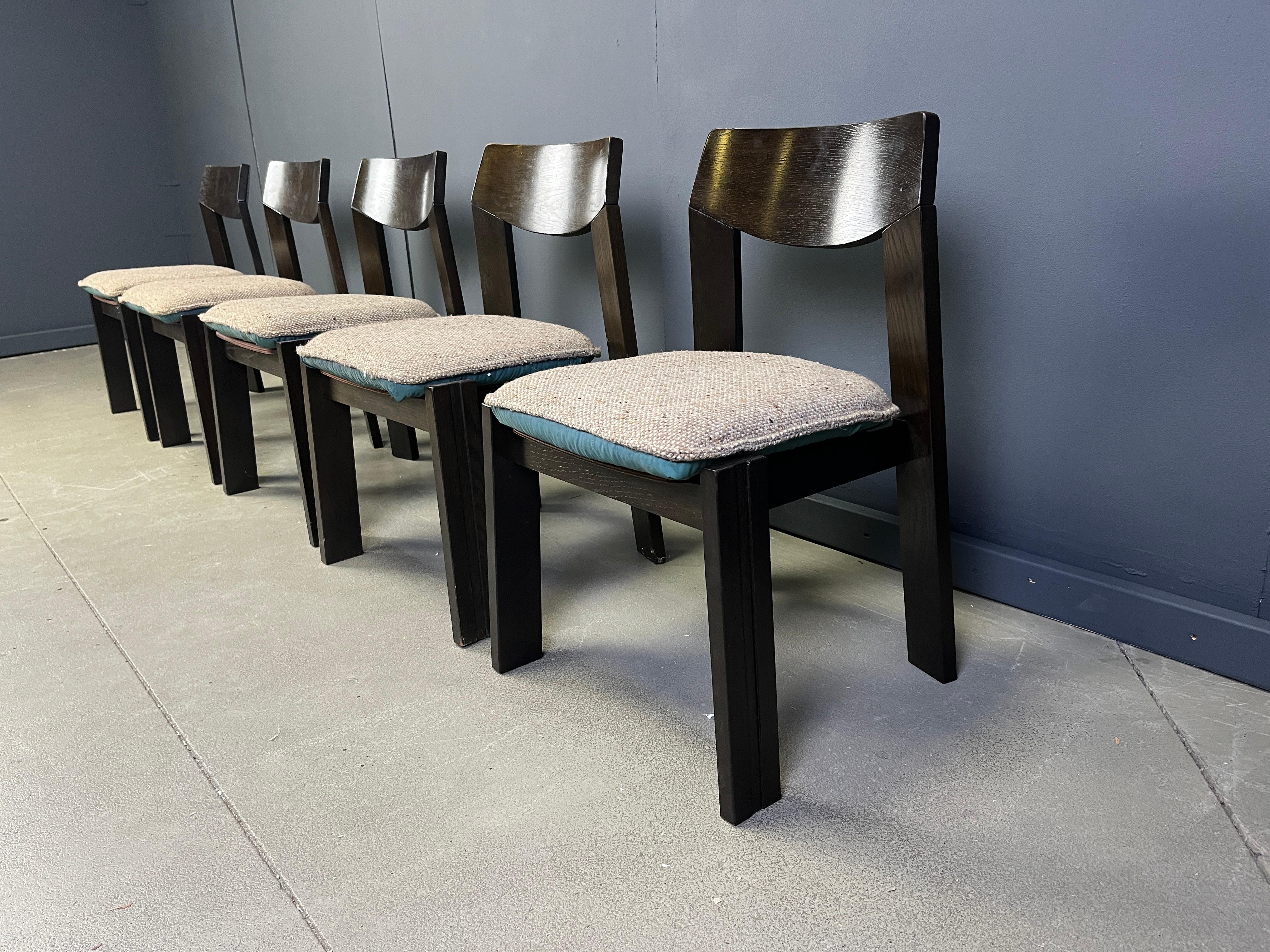 Vintage brutalist dining chairs, set of 5 - 1970s For Sale 1