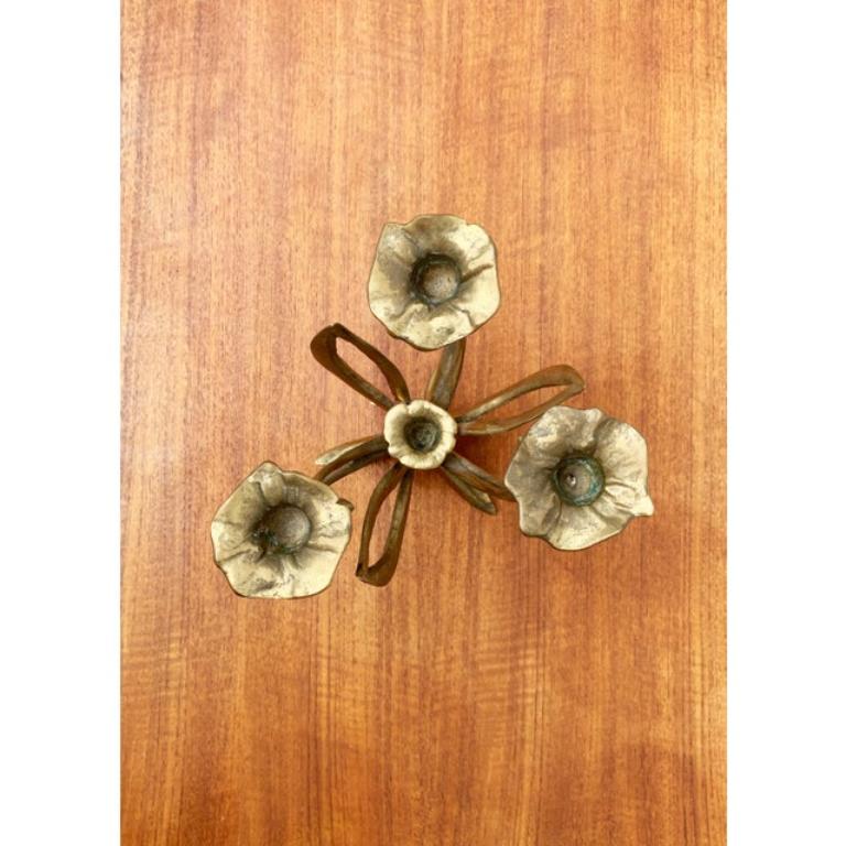 Brutalistischer floraler Metall-Kerzenhalter, 1970er Jahre im Angebot 3