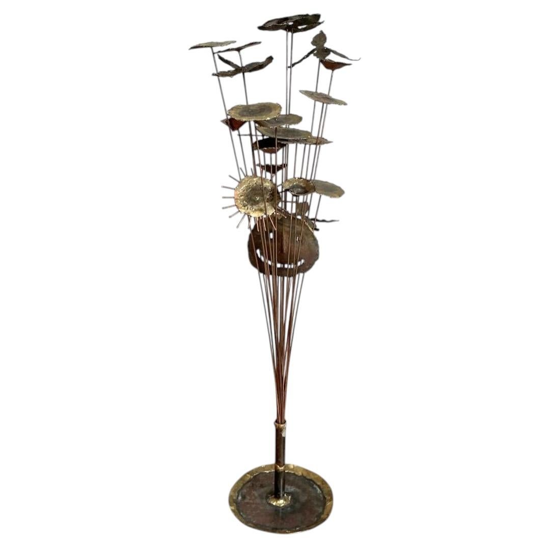 Sculpture vintage en métal de style brutaliste représentant une fleur