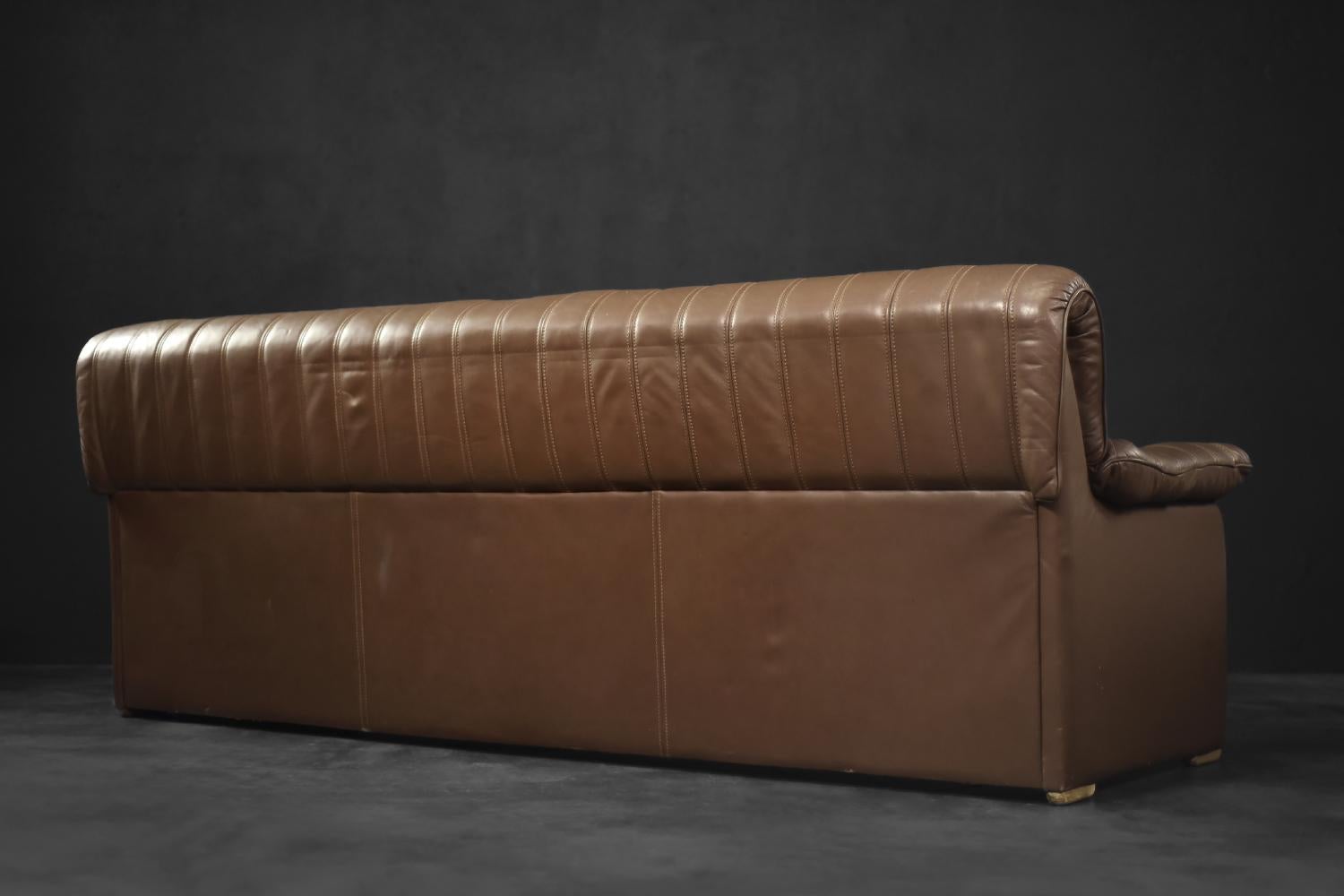 Vintage Brutalist Mid-Century German Modern Brown Leather 4-Seater Sofa, 1970s For Sale 7