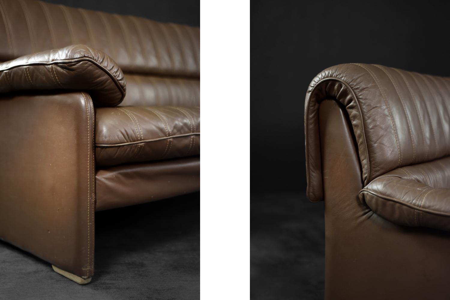 Vintage Brutalist Mid-Century German Modern Brown Leather 4-Seater Sofa, 1970s In Good Condition For Sale In Warszawa, Mazowieckie