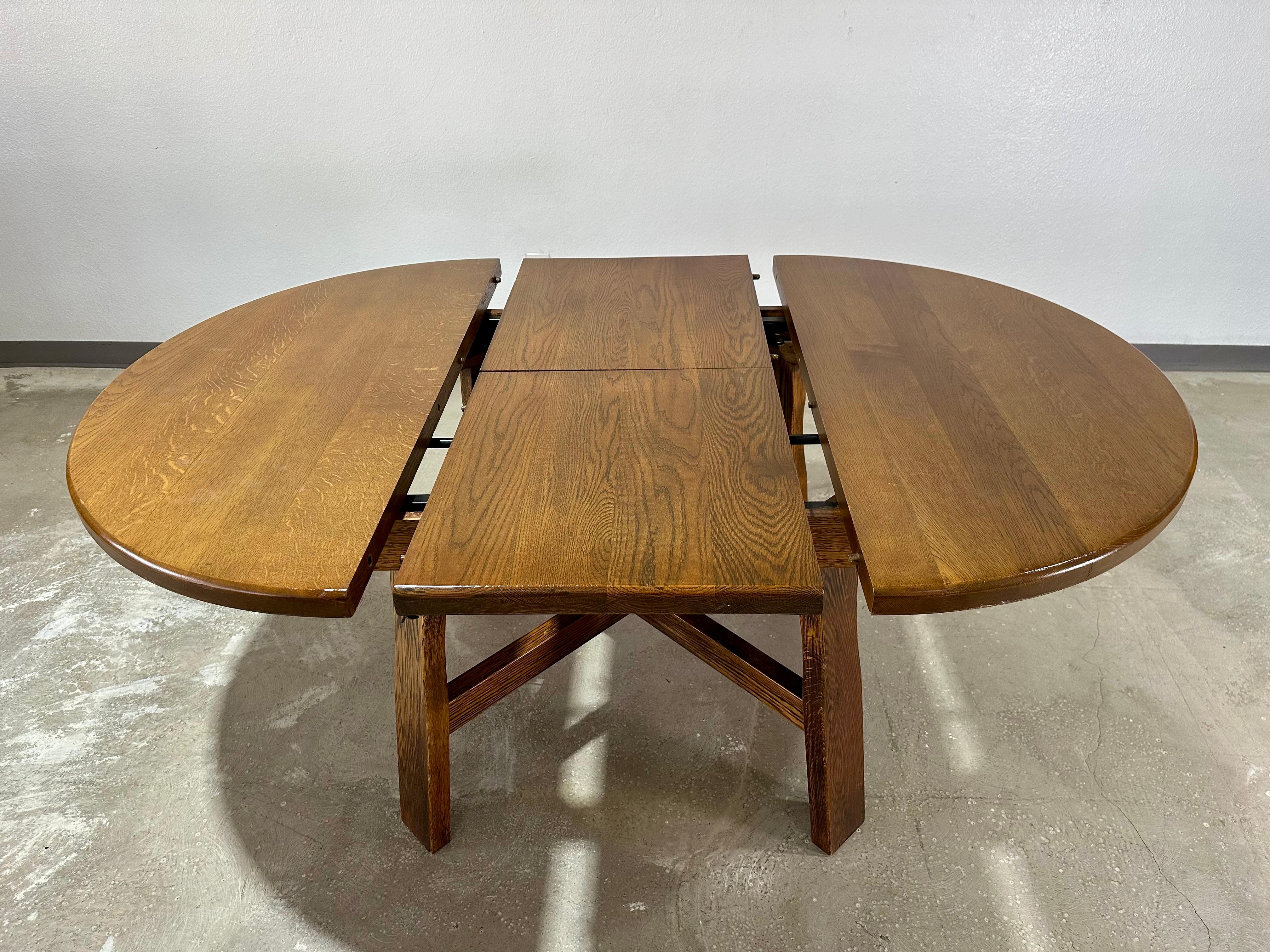 XX secolo Set da pranzo brutalista d'epoca in Oak, con tavolo allungabile e 6 sedie in vendita