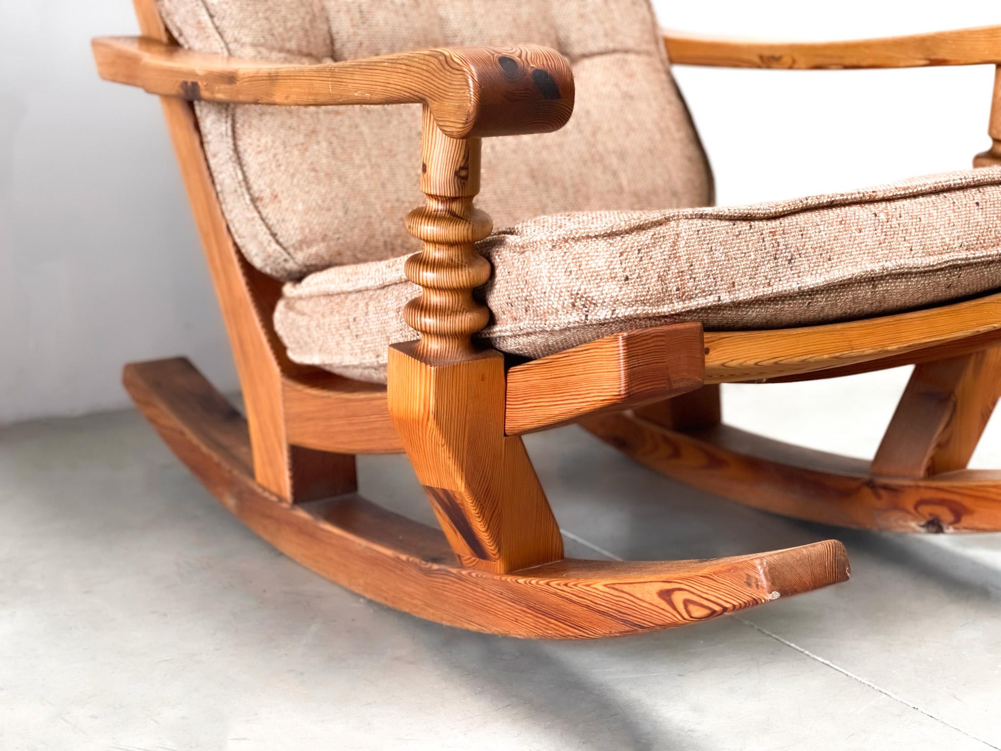 Vintage brutalist oak rocking chair For Sale 1