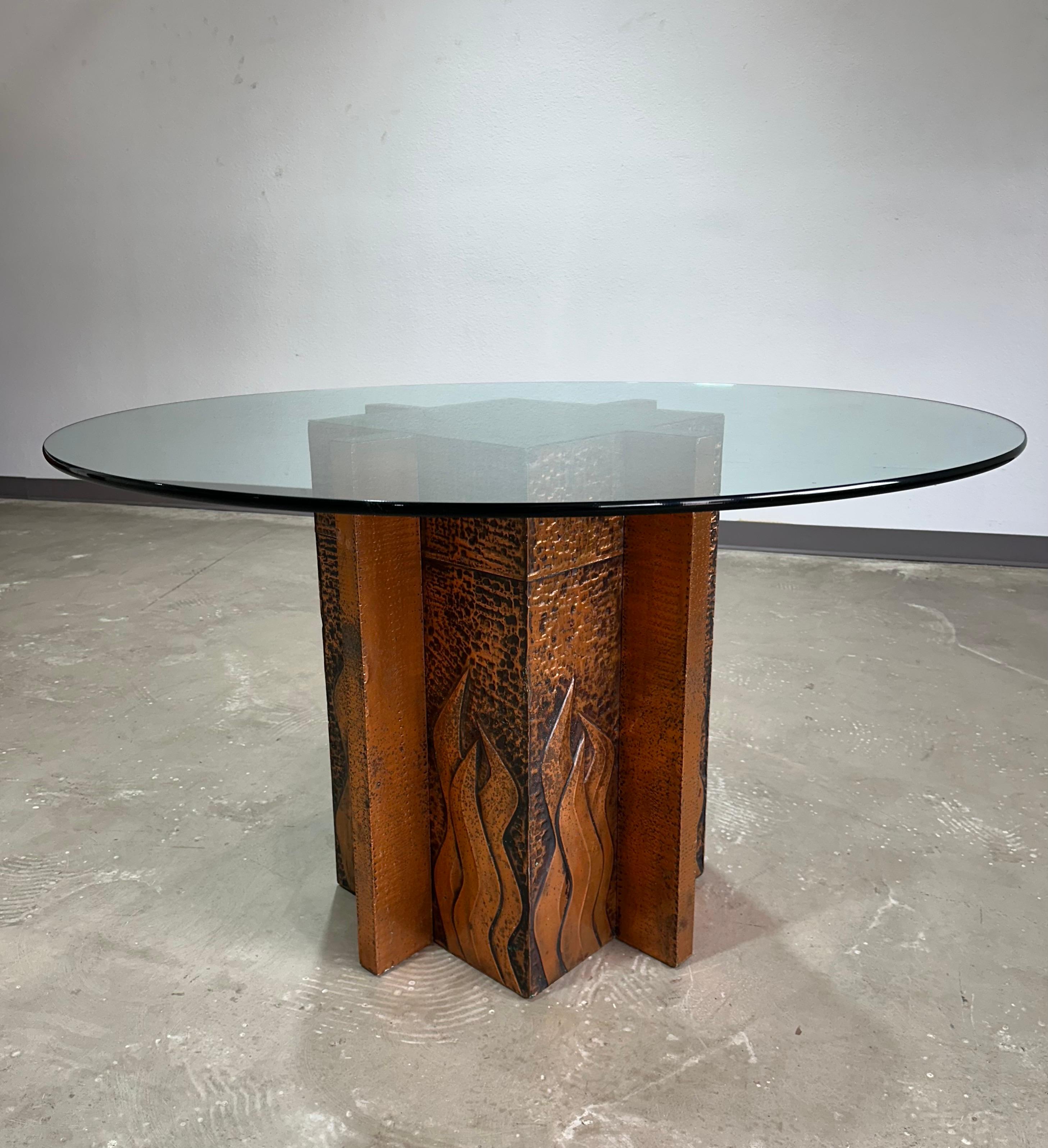 American Vintage Brutalist Paul Evans Style Hammered Copper and Glass Dining Table For Sale
