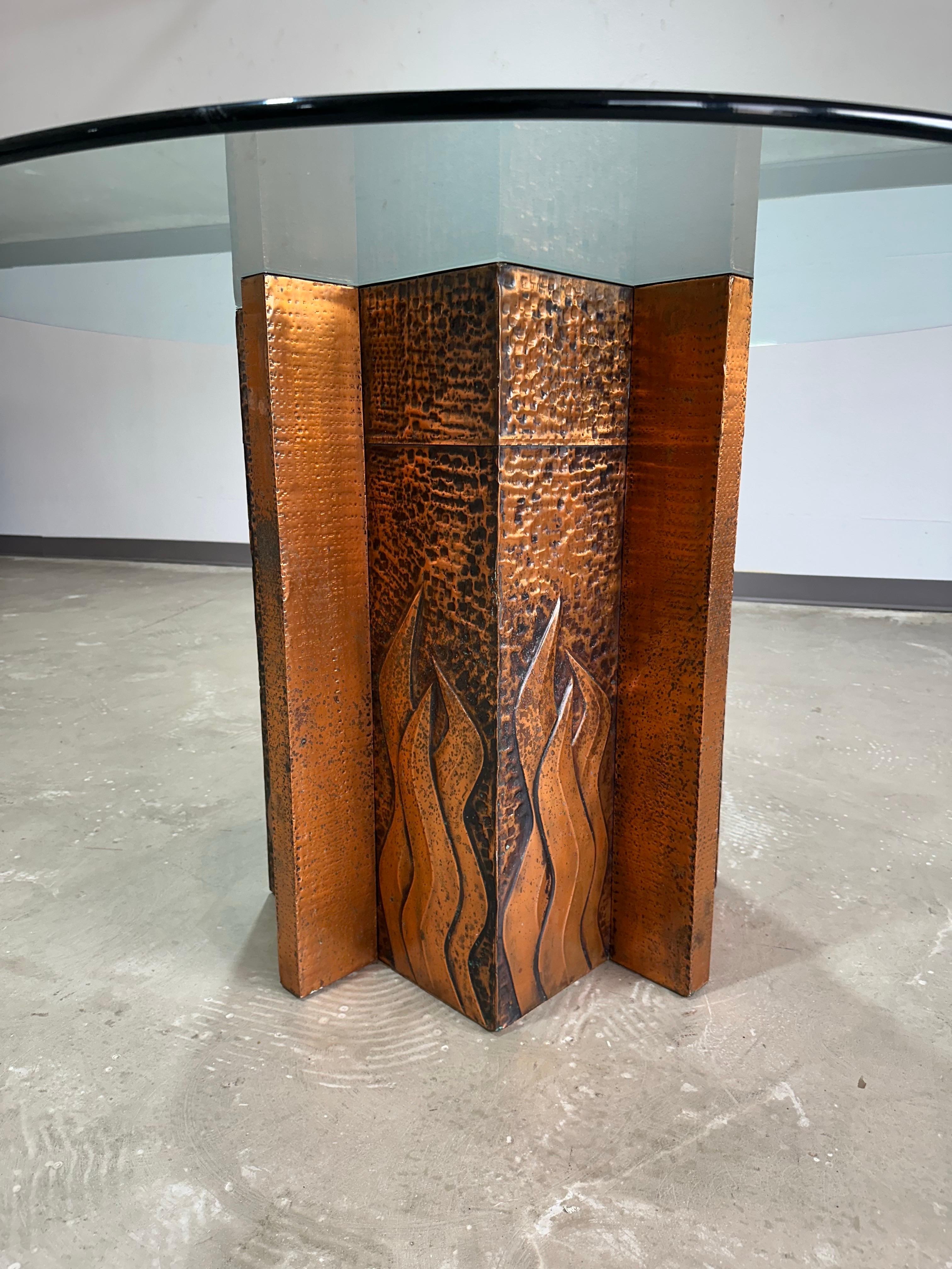 20th Century Vintage Brutalist Paul Evans Style Hammered Copper and Glass Dining Table For Sale