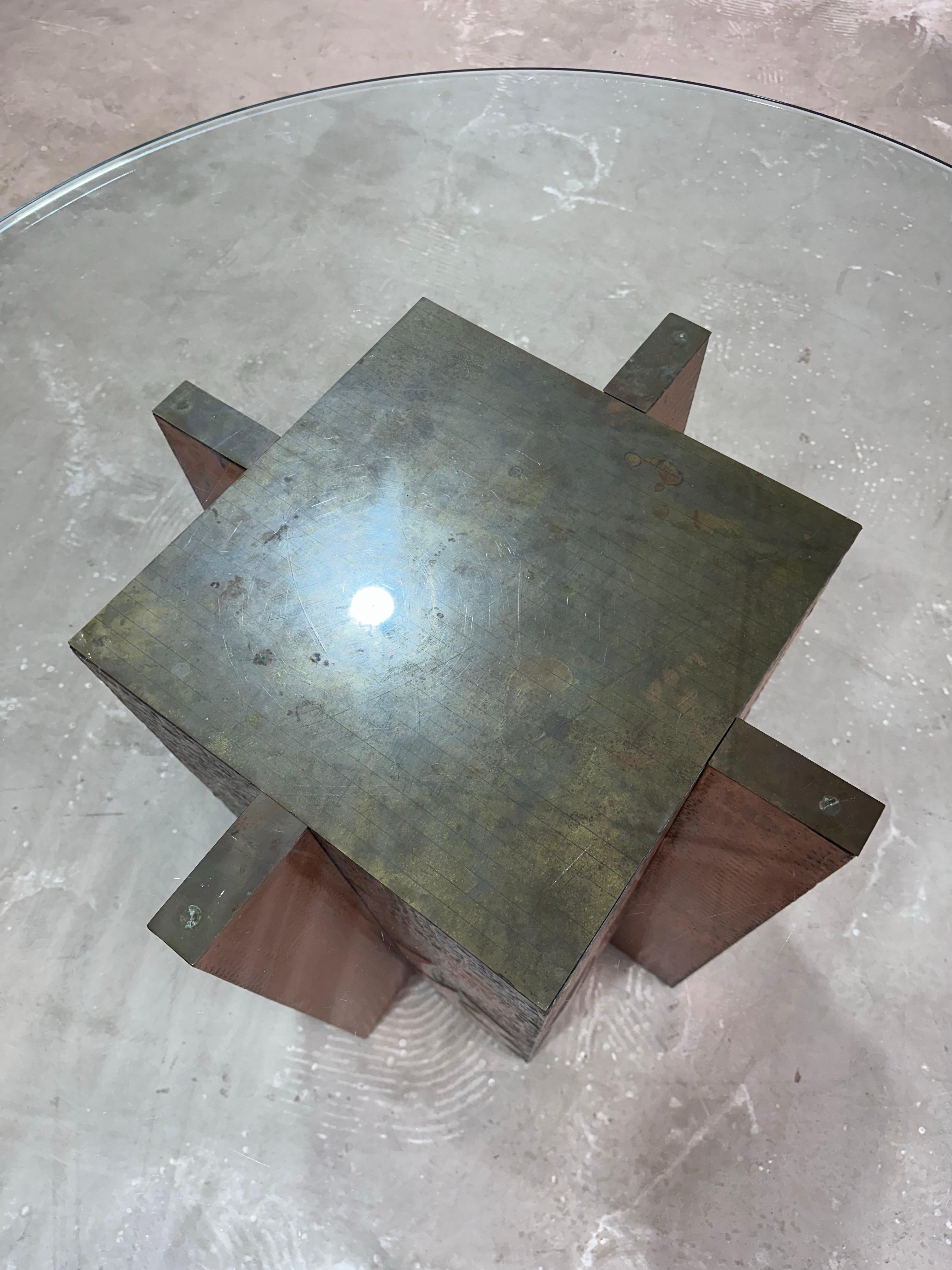 Vintage Brutalist Paul Evans Style Hammered Copper and Glass Dining Table For Sale 1