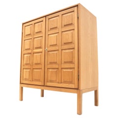 Vintage Brutalist sideboard / cabinet from the 70s