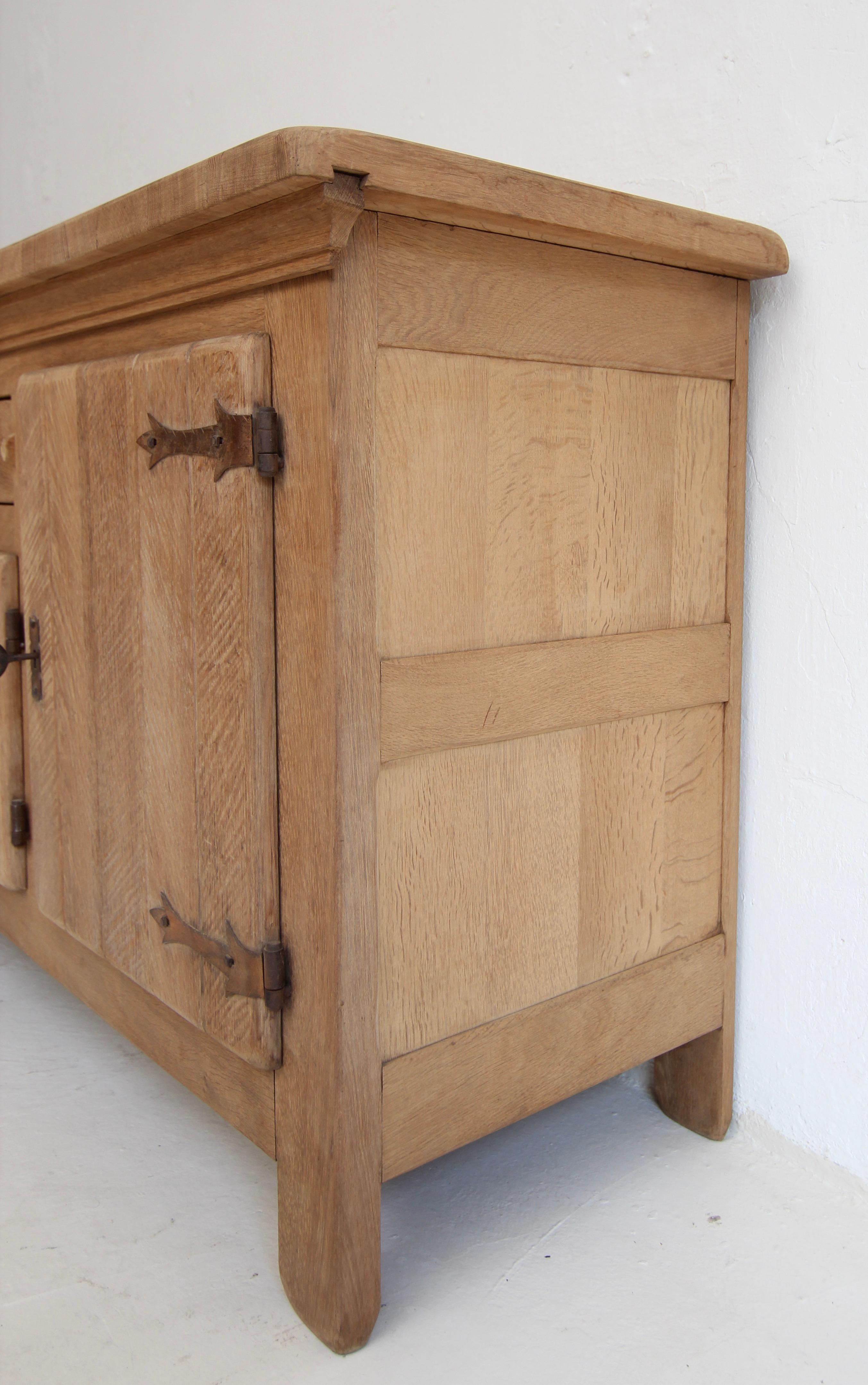Brutalistisches Sideboard aus Eiche, Vintage im Angebot 4