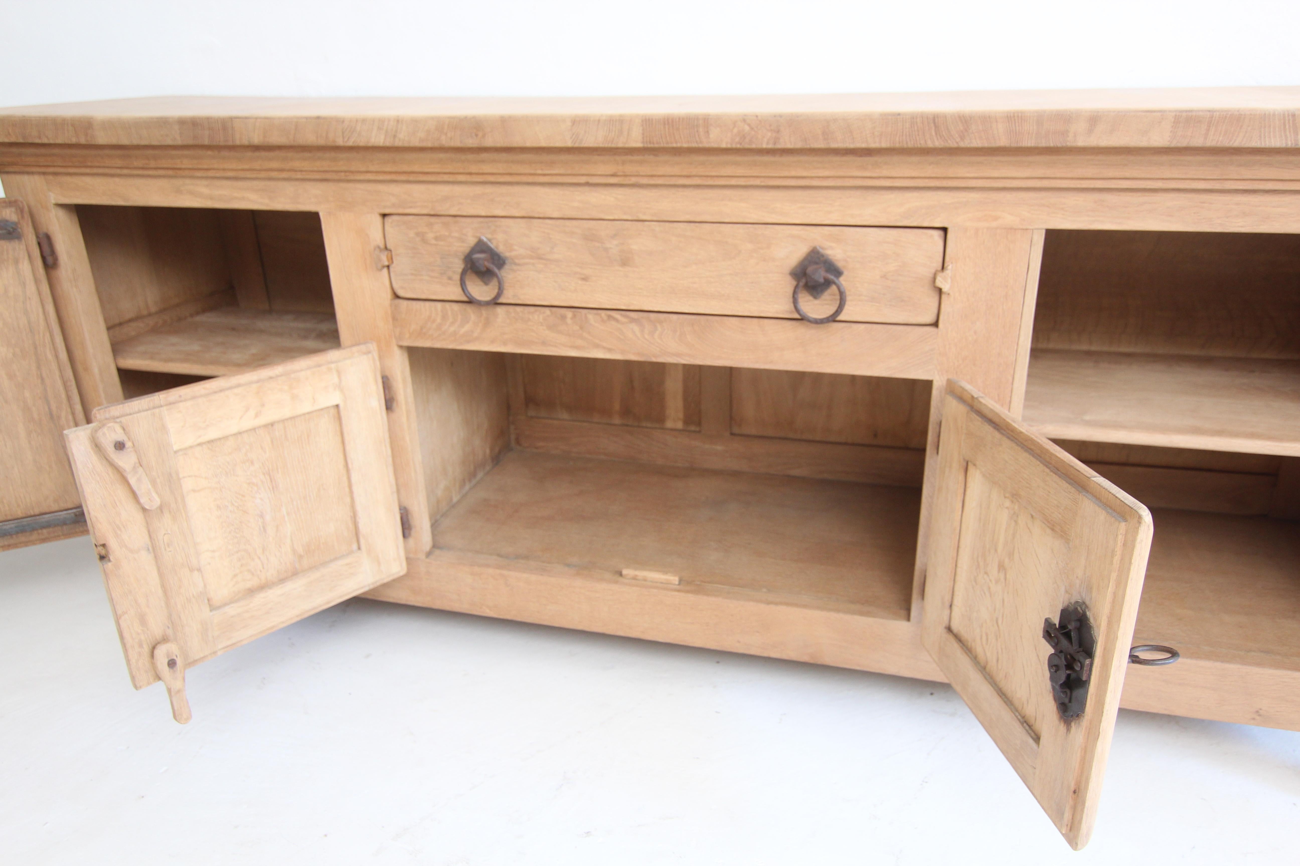 Brutalistisches Sideboard aus Eiche, Vintage im Angebot 9