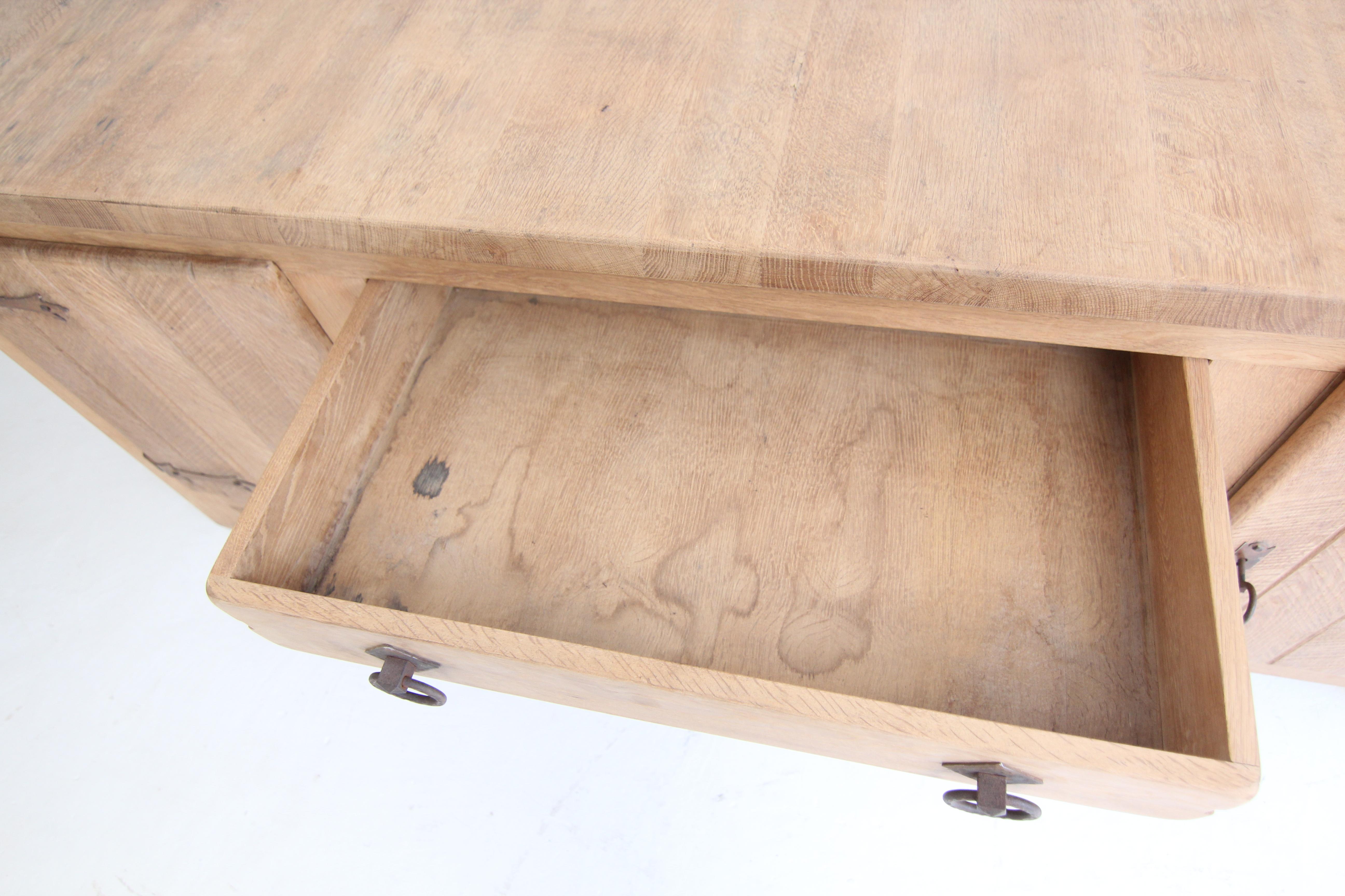 Brutalistisches Sideboard aus Eiche, Vintage im Angebot 13