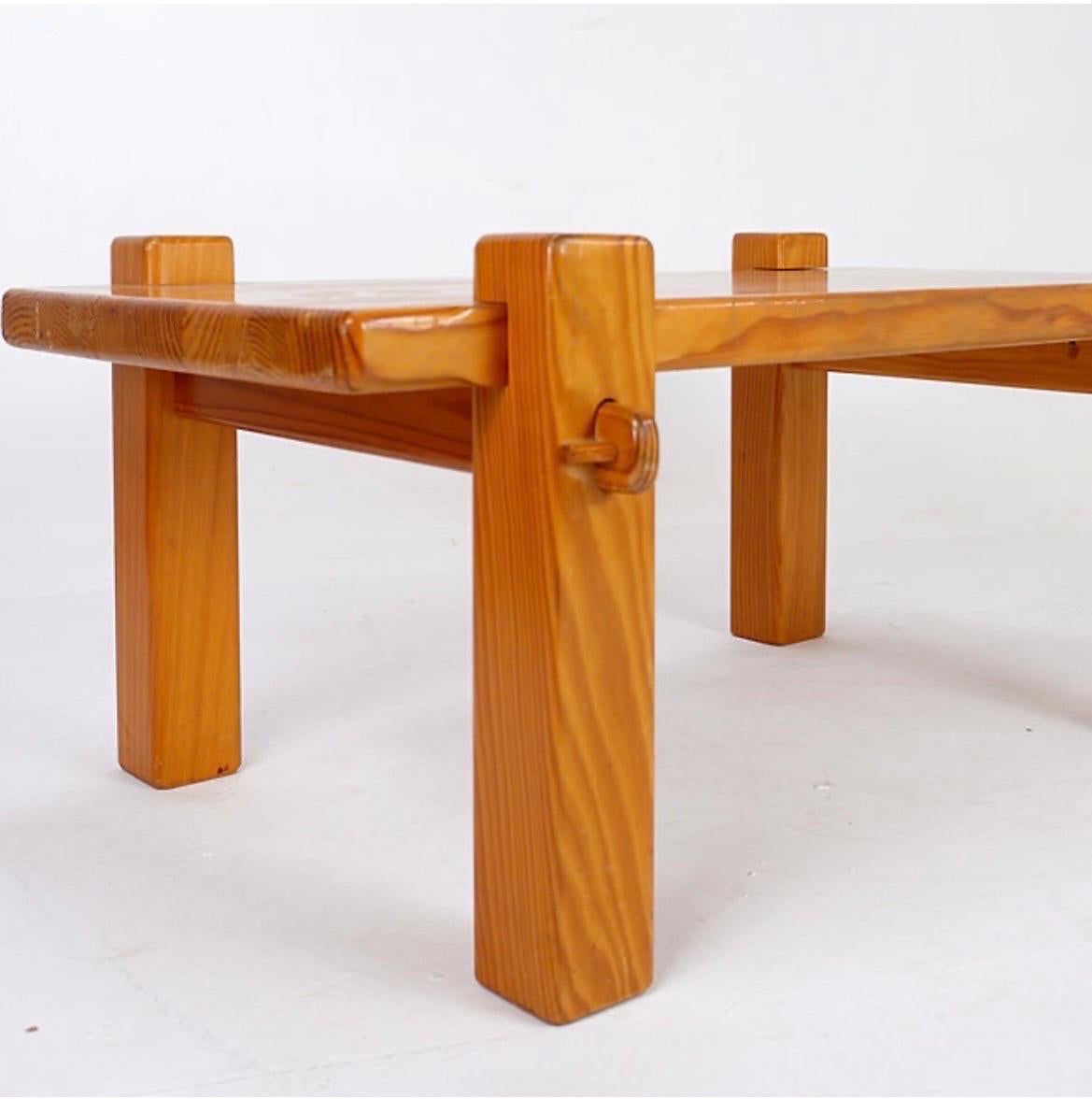Hardwood Vintage Brutalist solid pine coffee table from the 70s For Sale