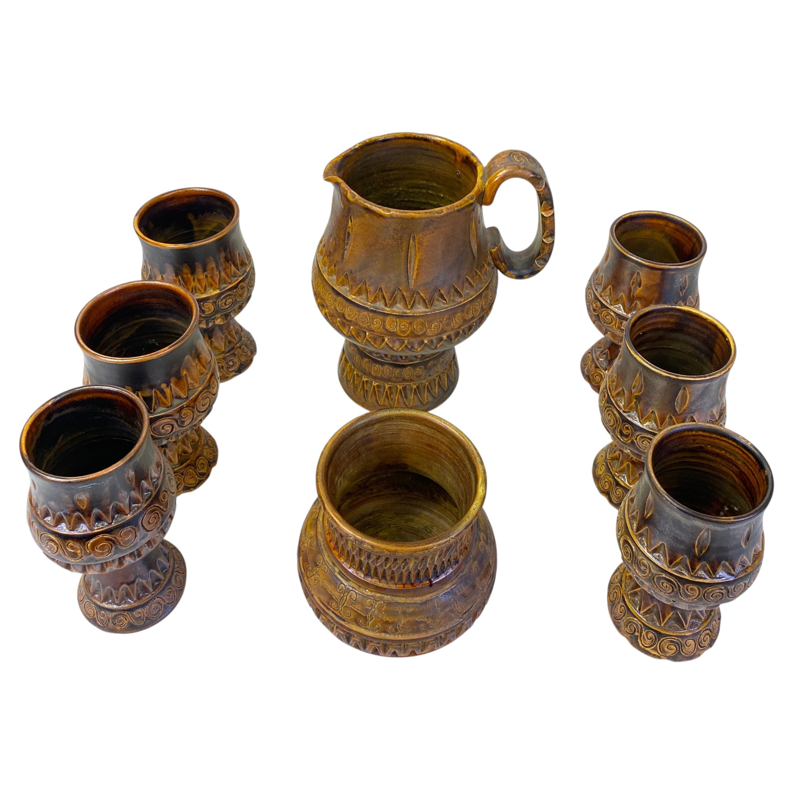 Vintage Brutalist Studio Pottery Ceramic Drink Set, Pitcher, Ice Bucket, 6 Gob. For Sale