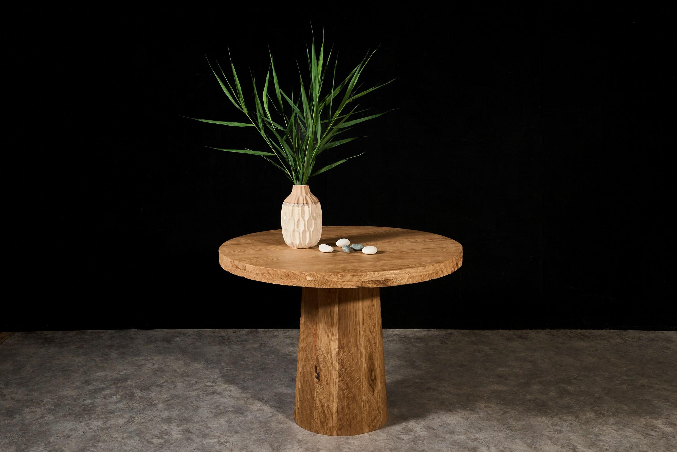 Hand-Carved Vintage Brutalist Style Sculpted Round Table in Aged Oak, 140cm For Sale