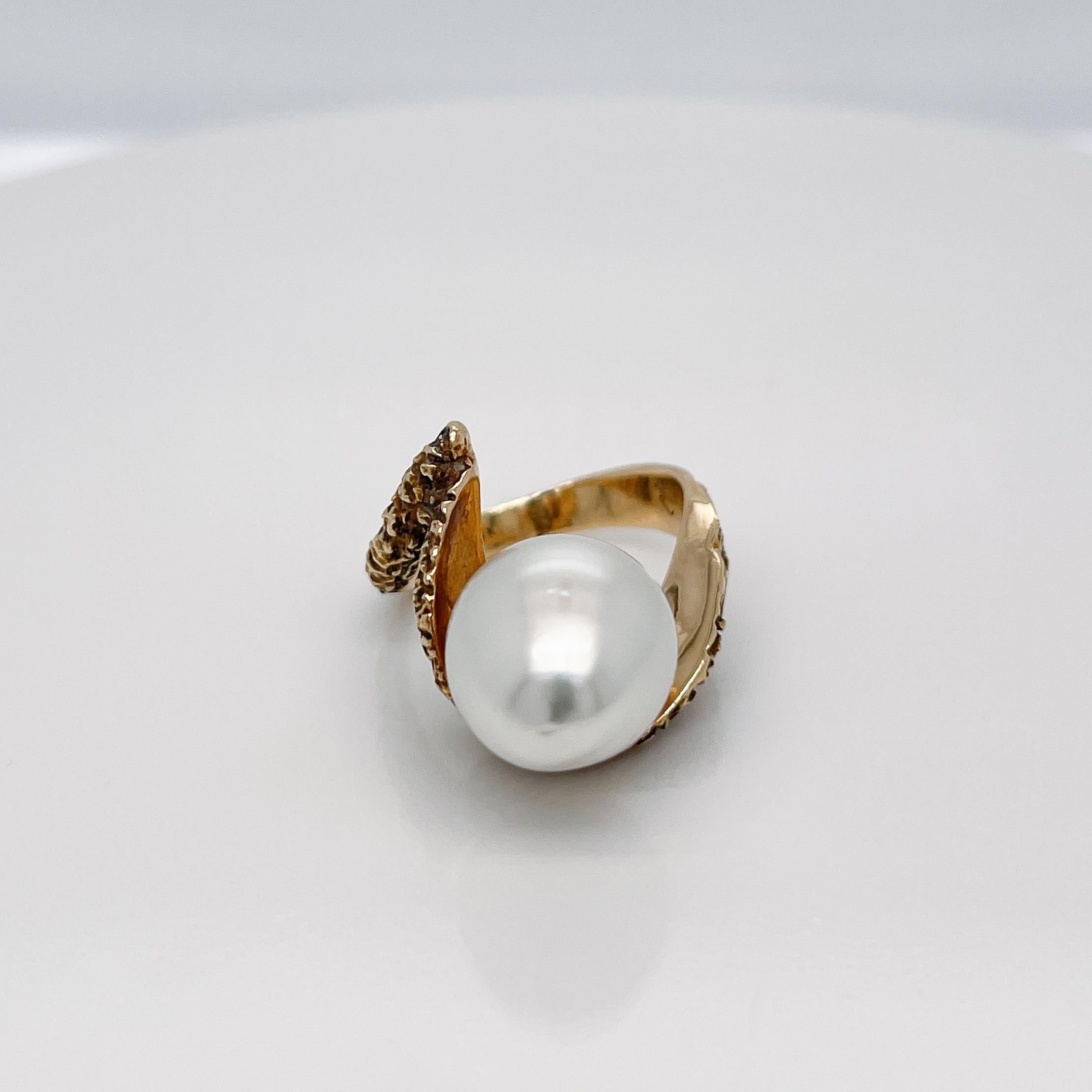 Women's Vintage Brutalist Textured 14 Karat Yellow Gold & Baroque Pearl Cocktail Ring For Sale