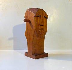 Busto Vintage Brutalista con Cabeza de Dos Caras en Pino de Knud Møller