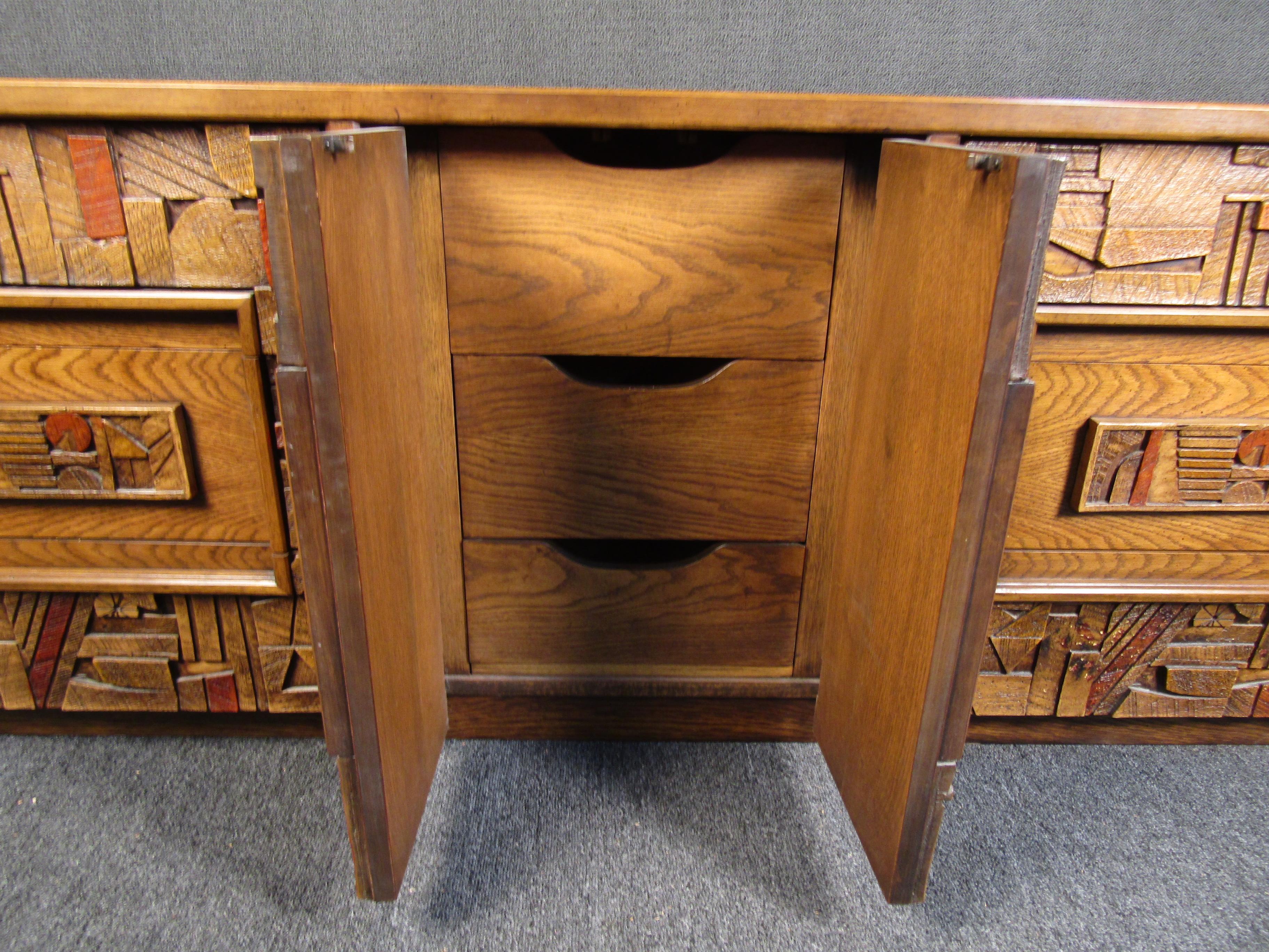 Vintage Brutalist Wooden Server by Lane Furniture In Good Condition In Brooklyn, NY