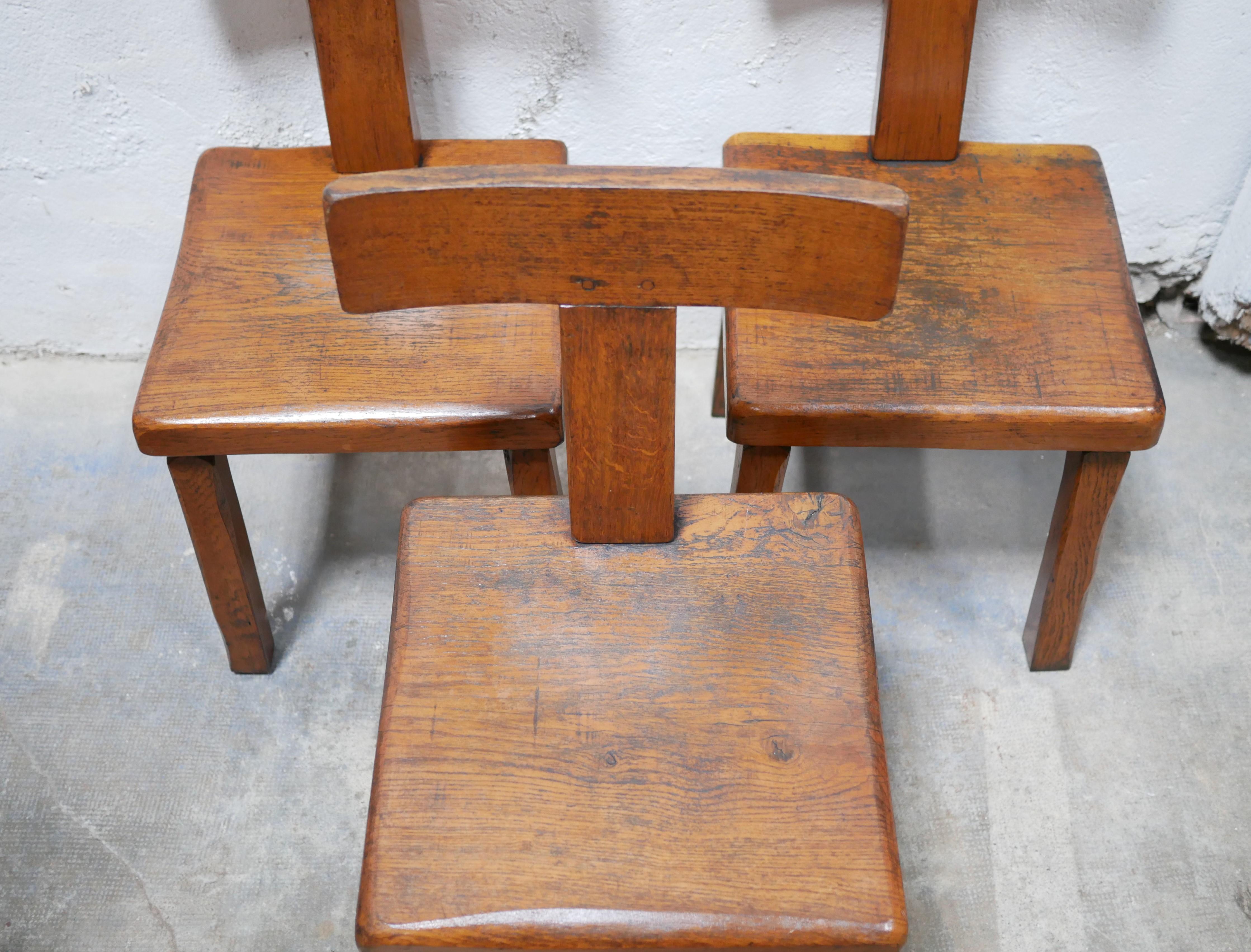 Vintage brutalist wooden T chair For Sale 5