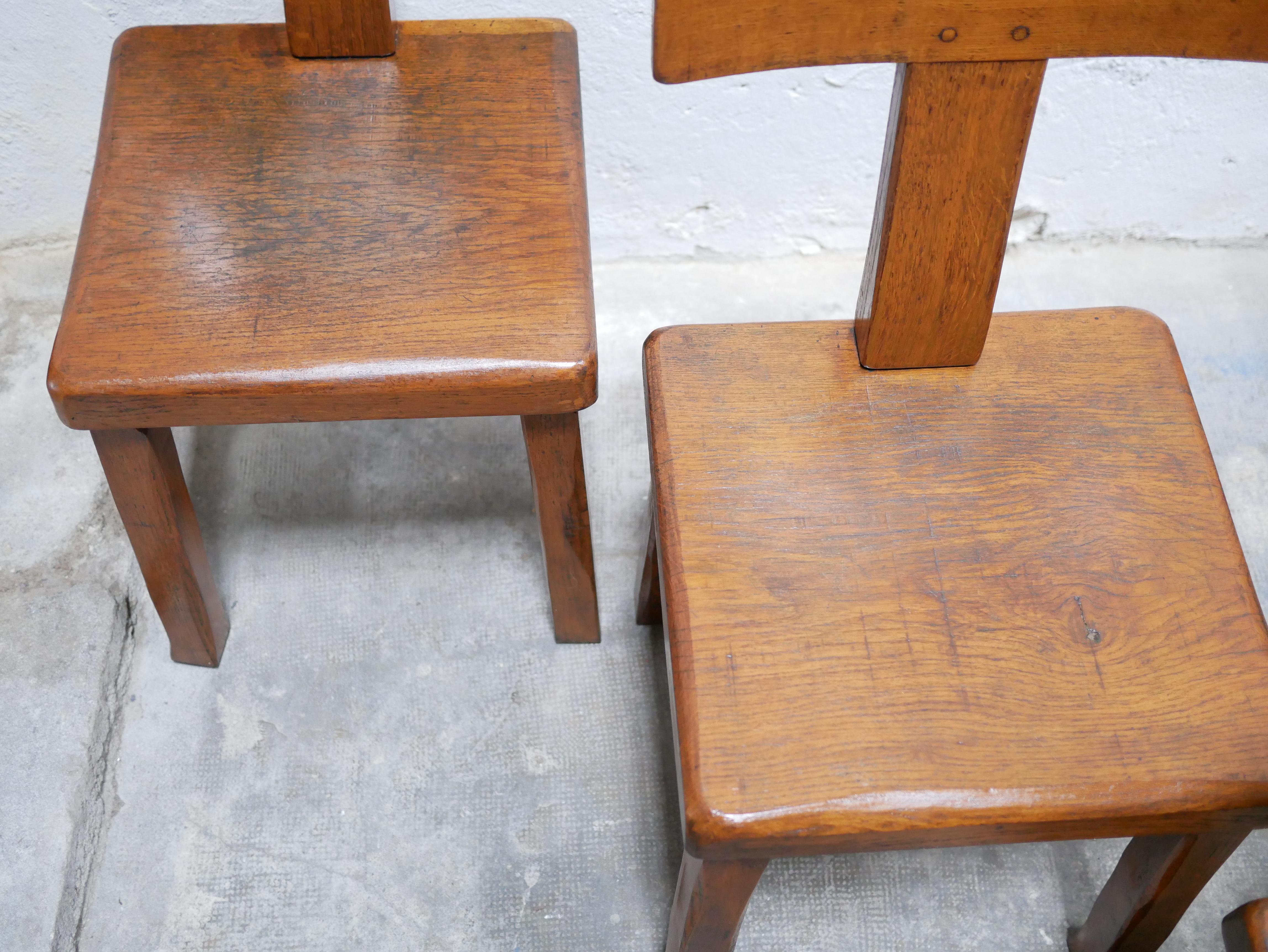 Vintage brutalist wooden T chair For Sale 2