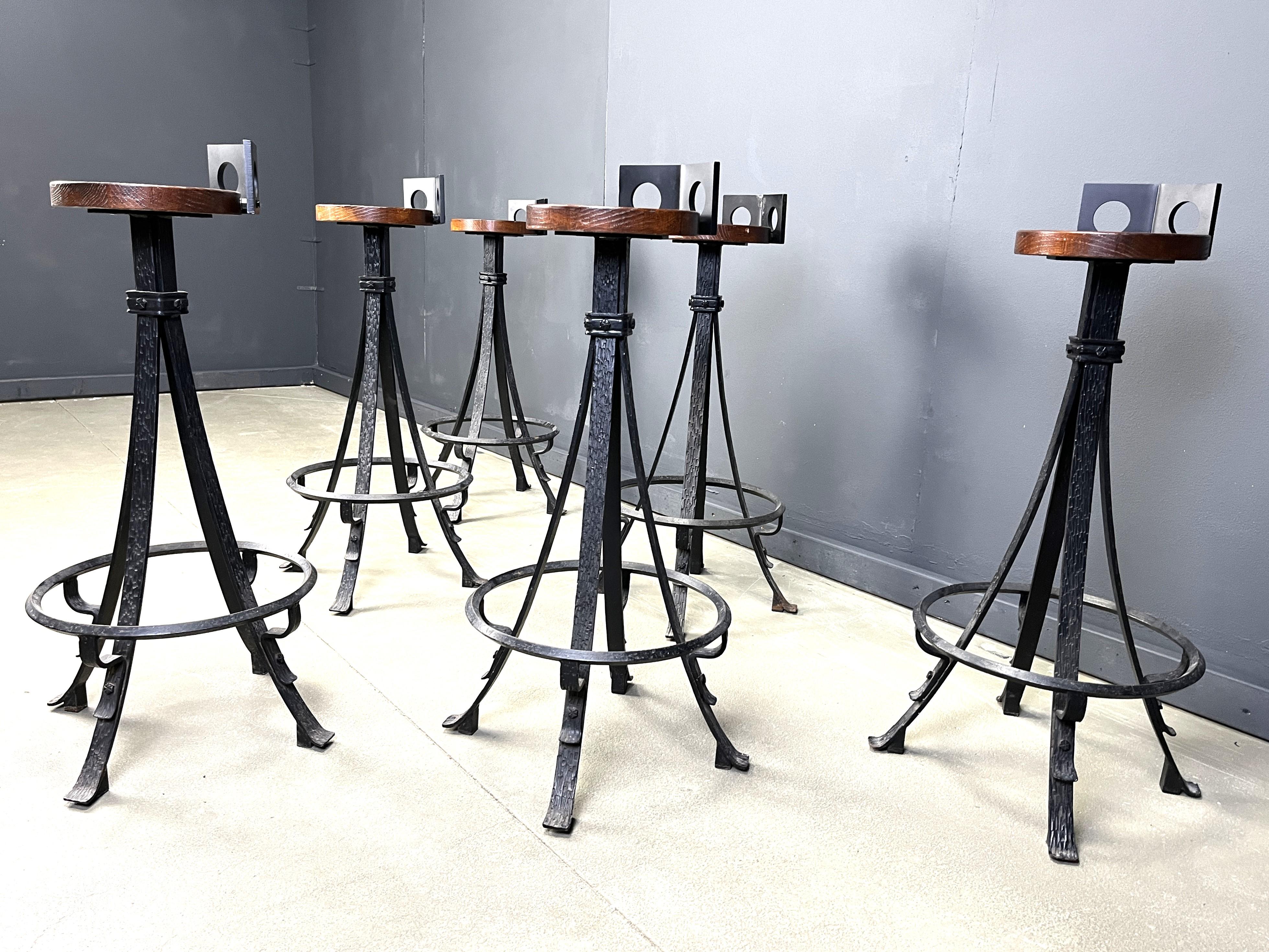 Vintage brutalist wrought iron bar stools, 1970s - set of 6 For Sale 7