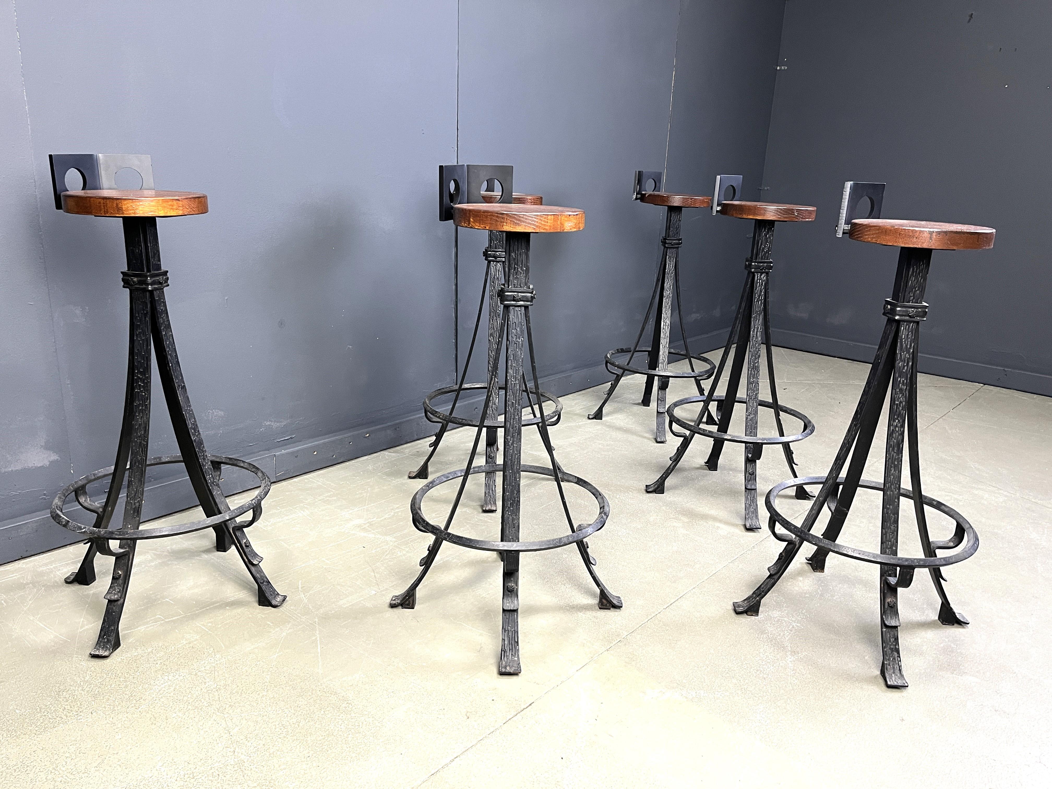 Vintage brutalist wrought iron bar stools, 1970s - set of 6 For Sale 8