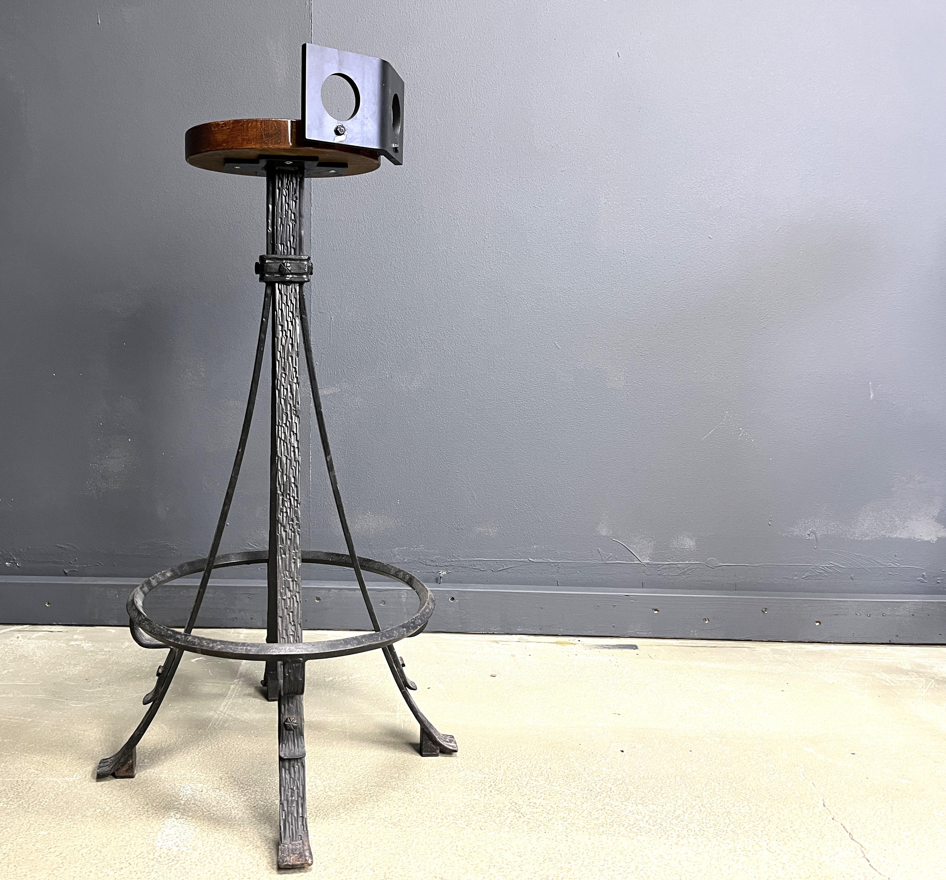 Vintage brutalist wrought iron bar stools, 1970s - set of 6 For Sale 9