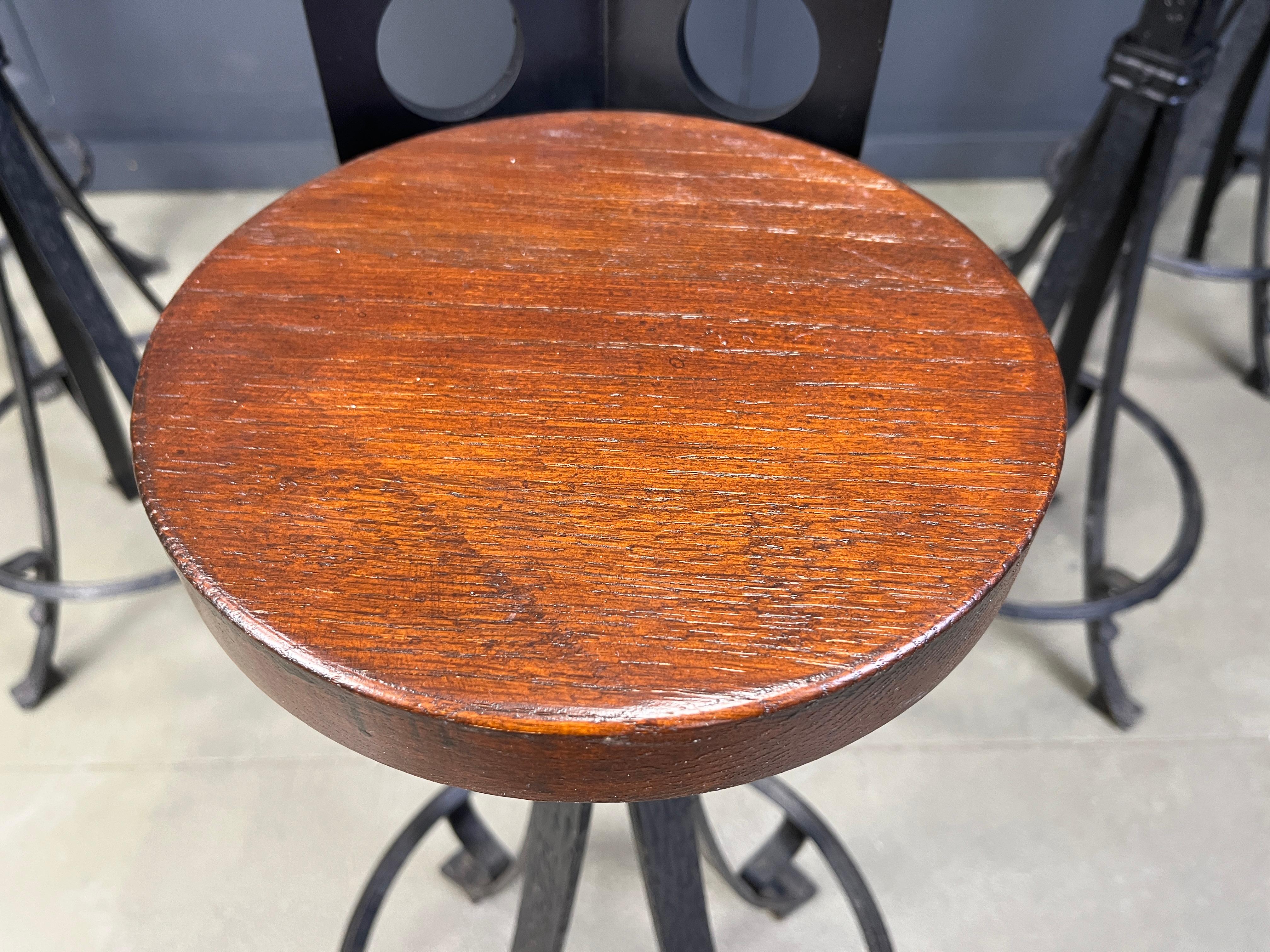 Vintage brutalist wrought iron bar stools, 1970s - set of 6 For Sale 2