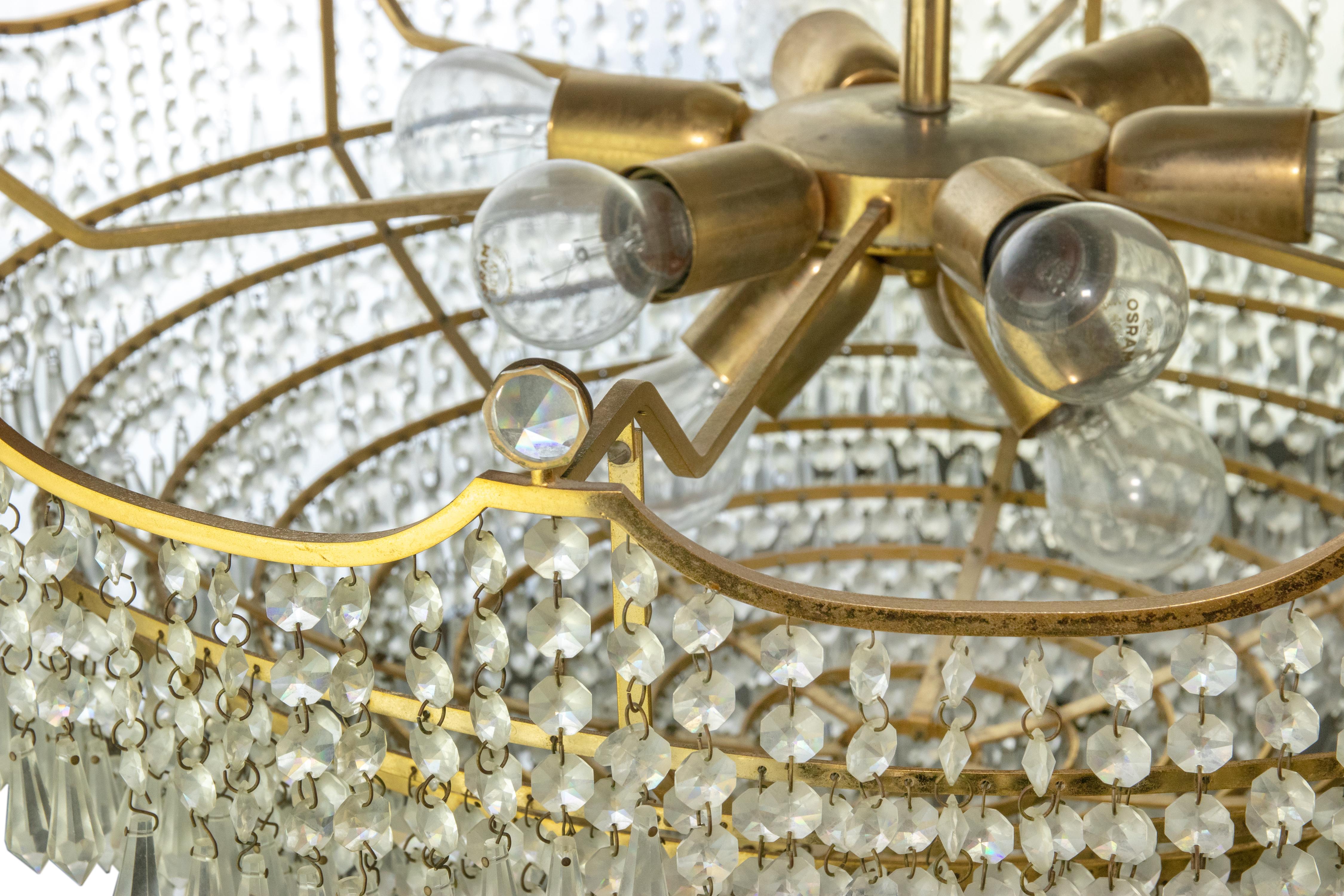 Vintage Crystal Drops Chandelier, Italy 1970s In Good Condition For Sale In Roma, IT