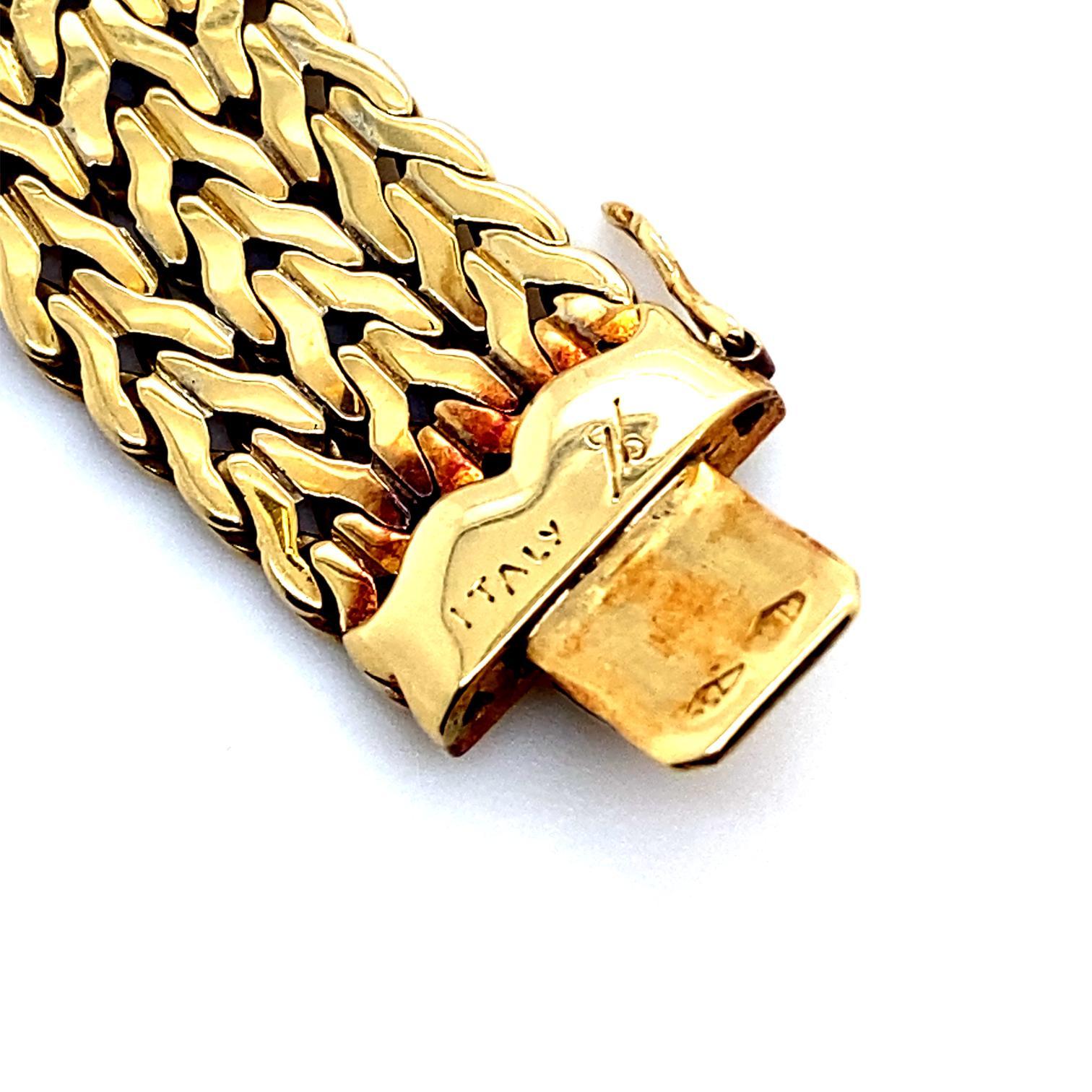 Women's Vintage Buccellati 18 Karat Yellow Gold Bracelet Circa 1970 For Sale
