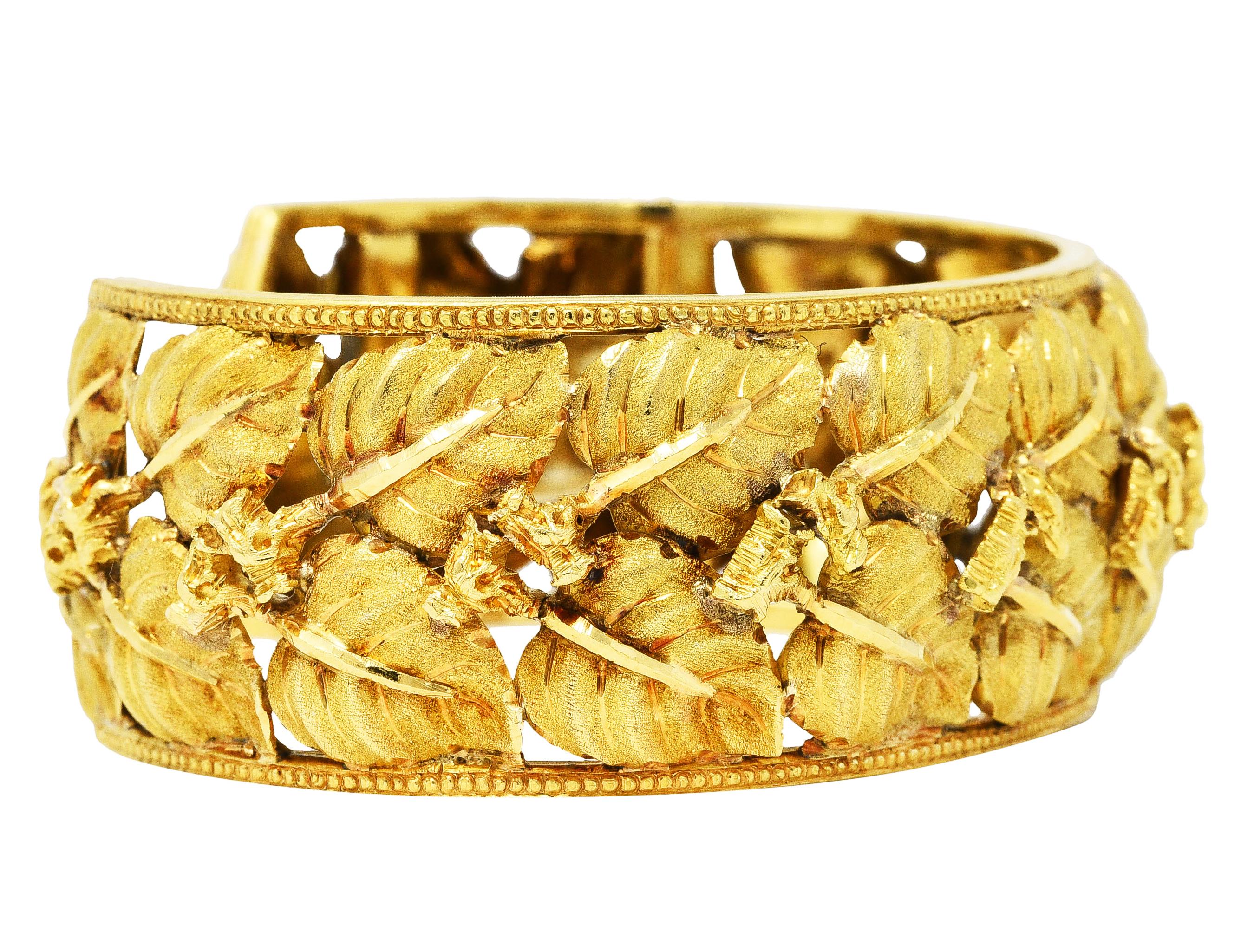 Contemporary Vintage Buccellati 18 Karat Yellow Gold Hinged Foliate Leaf Cuff Bracelet