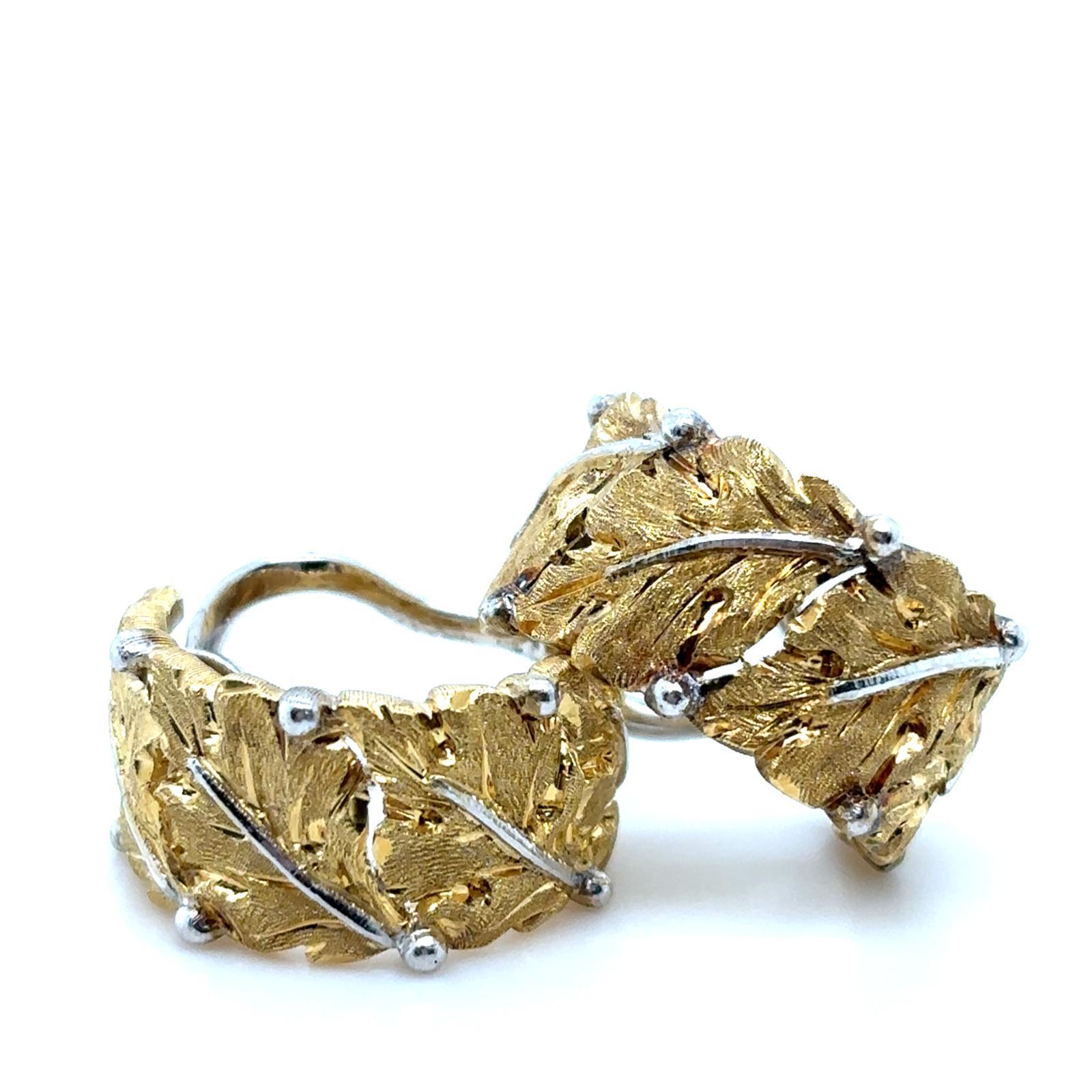 Orecchini a cerchio d'epoca Buccellati in oro giallo bianco a 18 carati in vendita 4