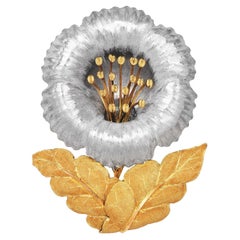 Vintage Buccellati 18K Gold Flower Large Brooch Pin