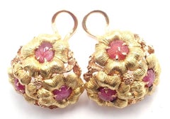 Vintage Buccellati Carved Ruby Flower Yellow Gold Earring